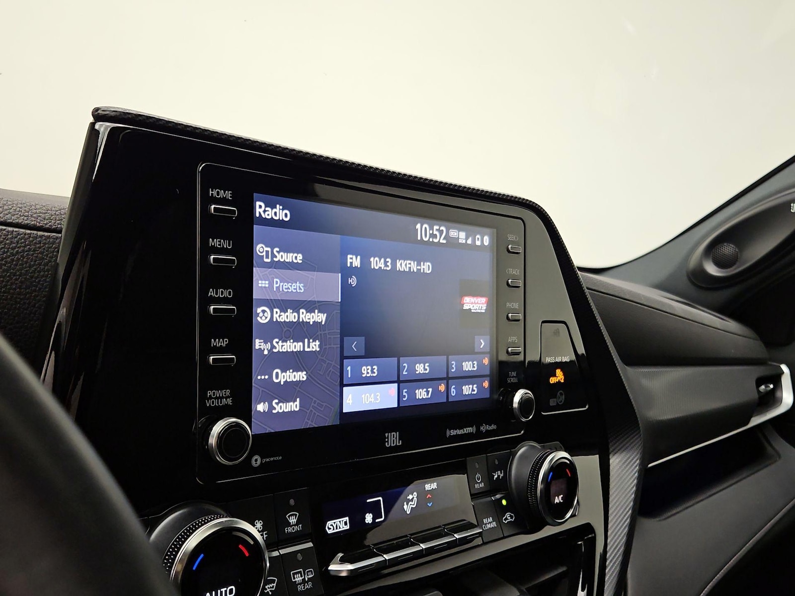 2022 Toyota Highlander XSE - Photo 17