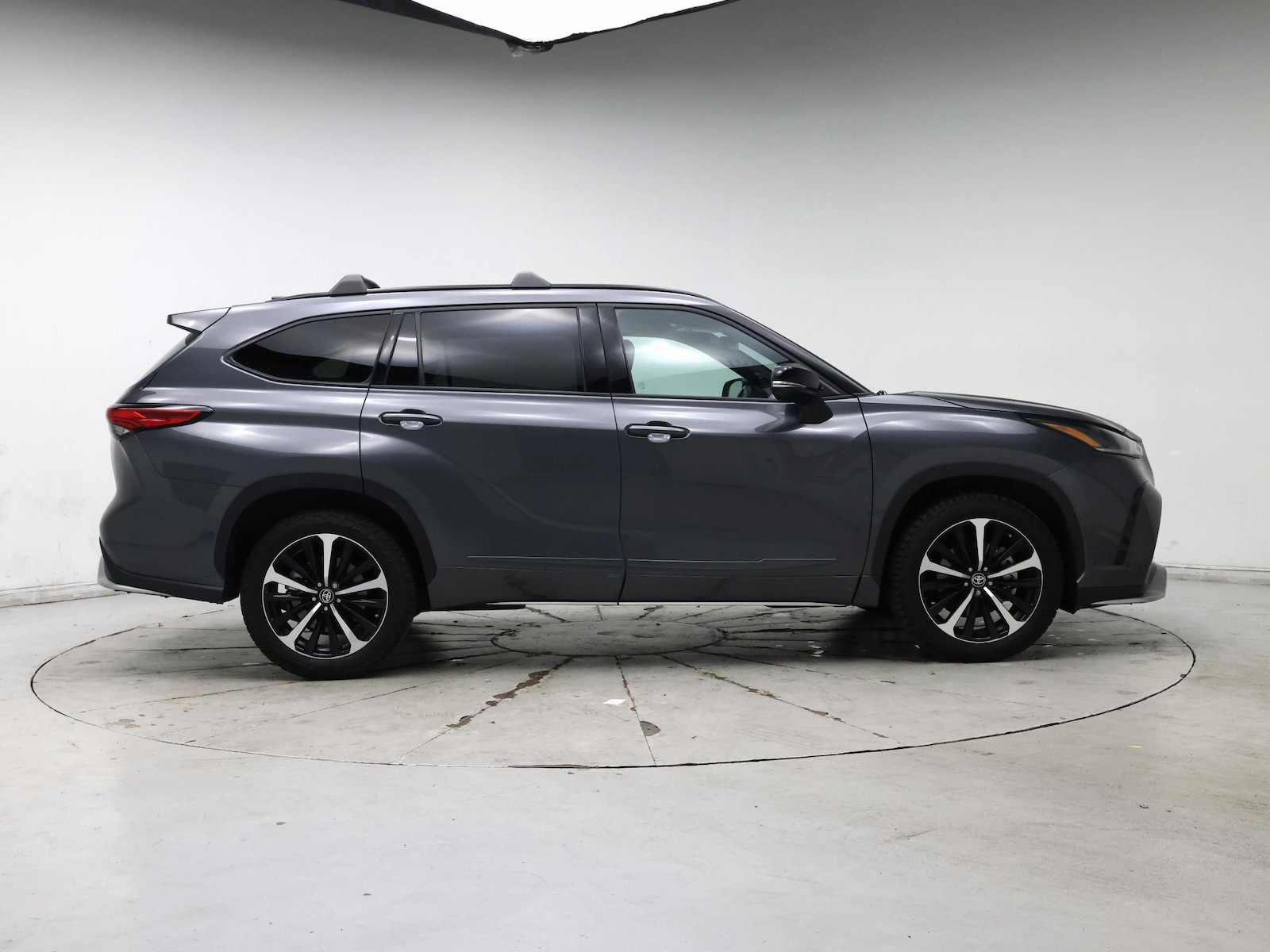 2022 Toyota Highlander XSE - Photo 8