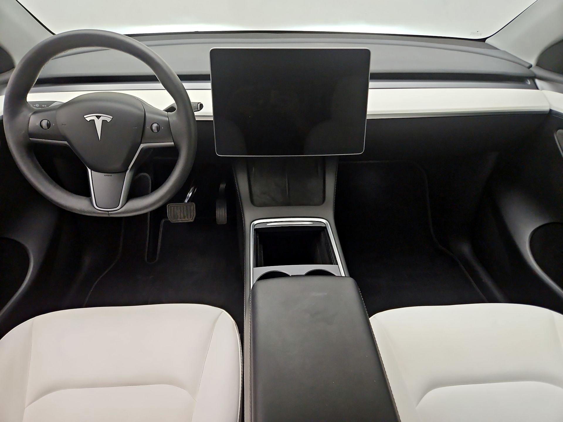 Thumbnail: 2023 Tesla Model Y - 9