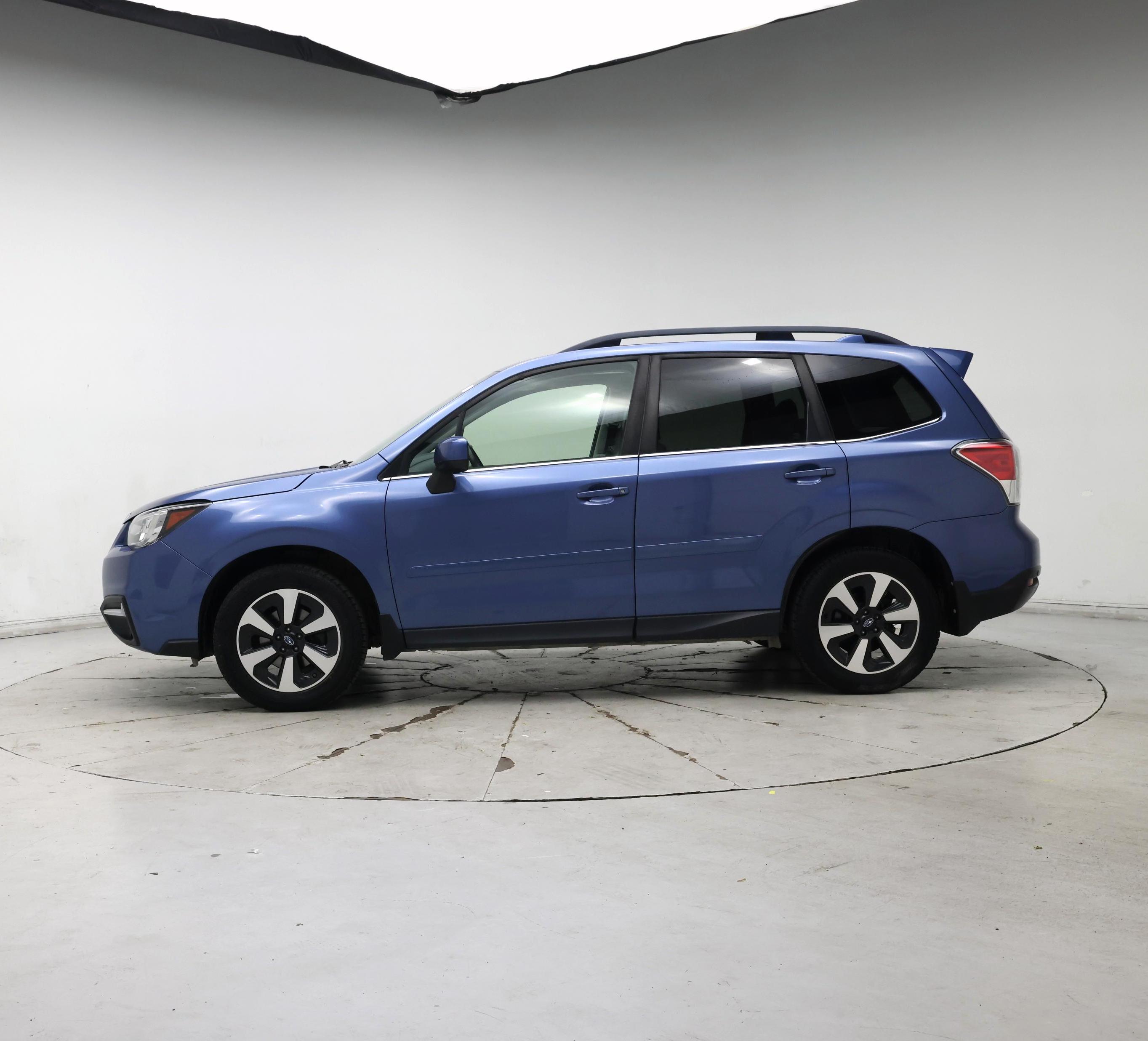 Thumbnail: 2017 Subaru Forester - 3