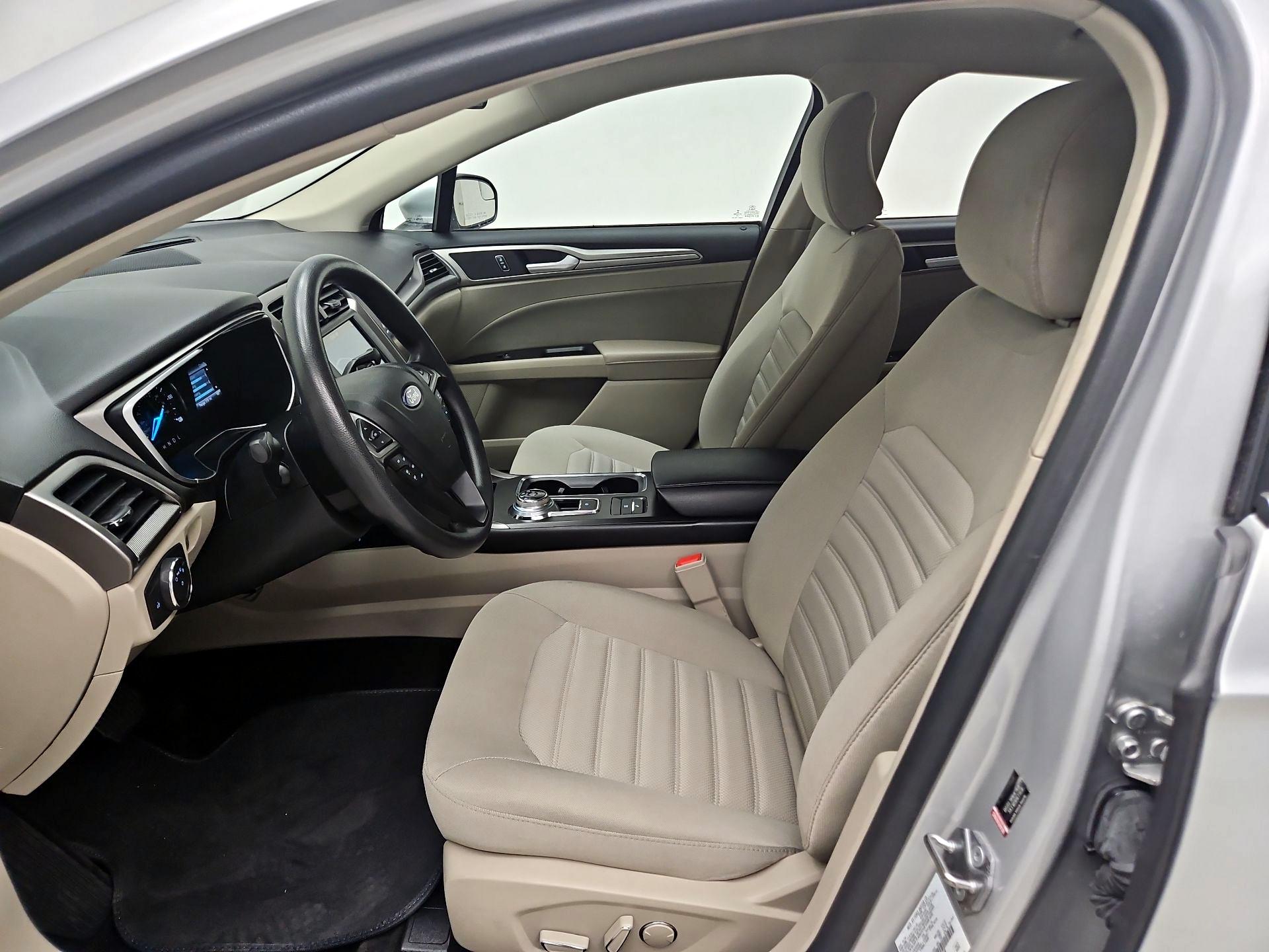 Thumbnail: 2018 Ford Fusion - 11