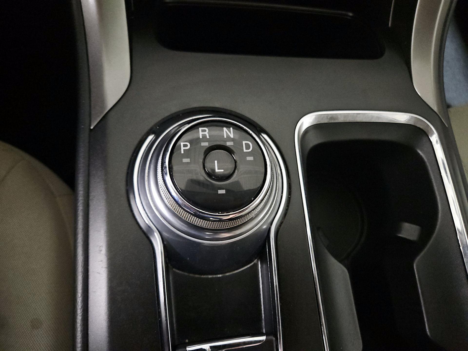 Thumbnail: 2018 Ford Fusion - 18