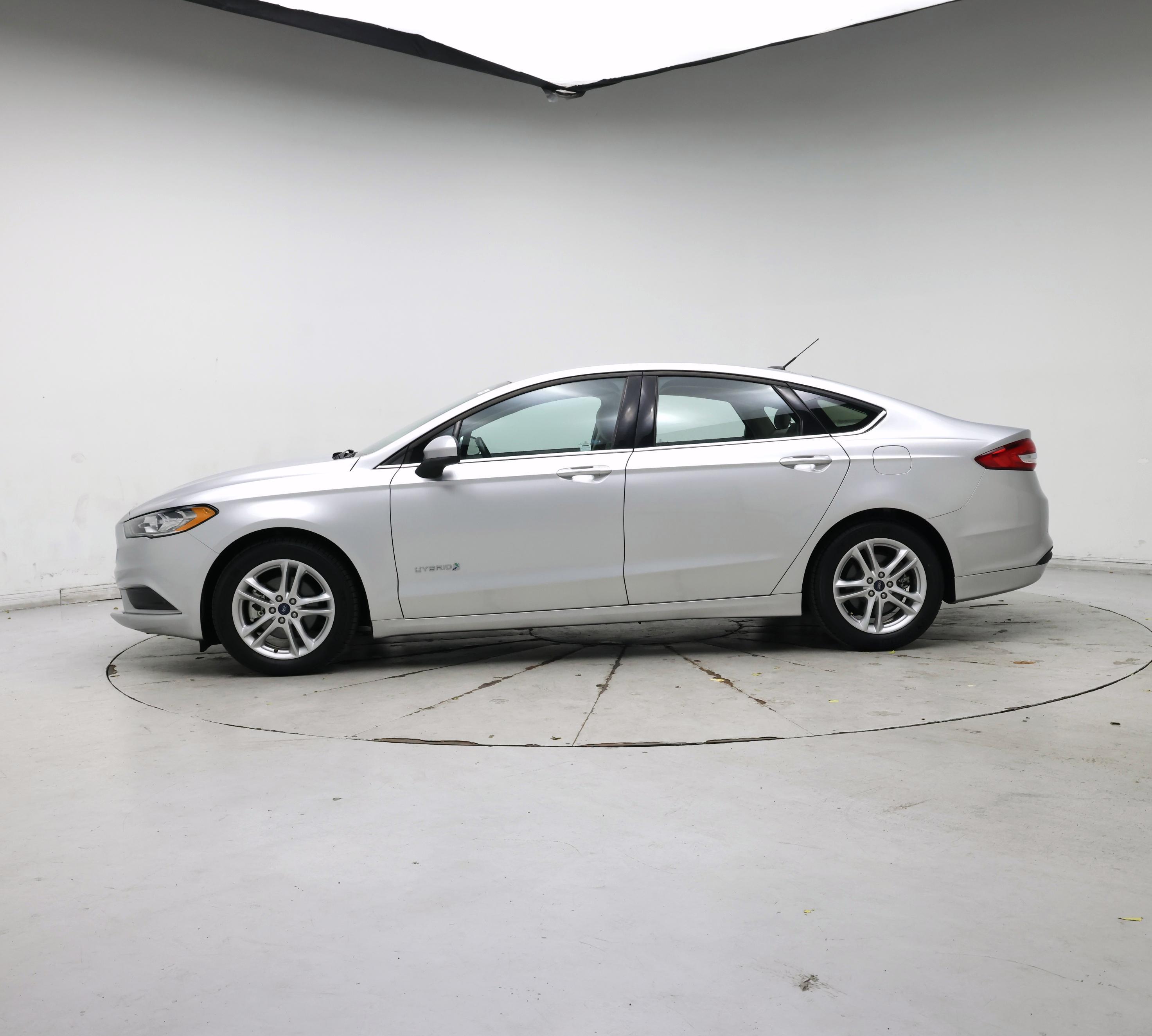 Thumbnail: 2018 Ford Fusion - 3