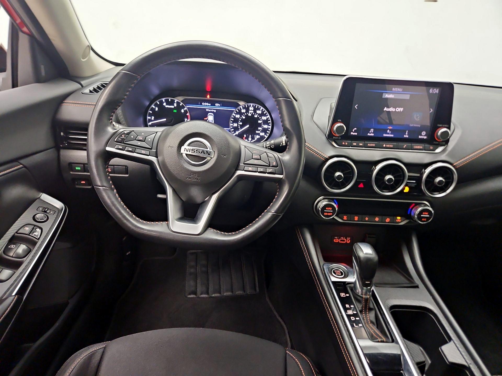 Thumbnail: 2020 Nissan Sentra - 10
