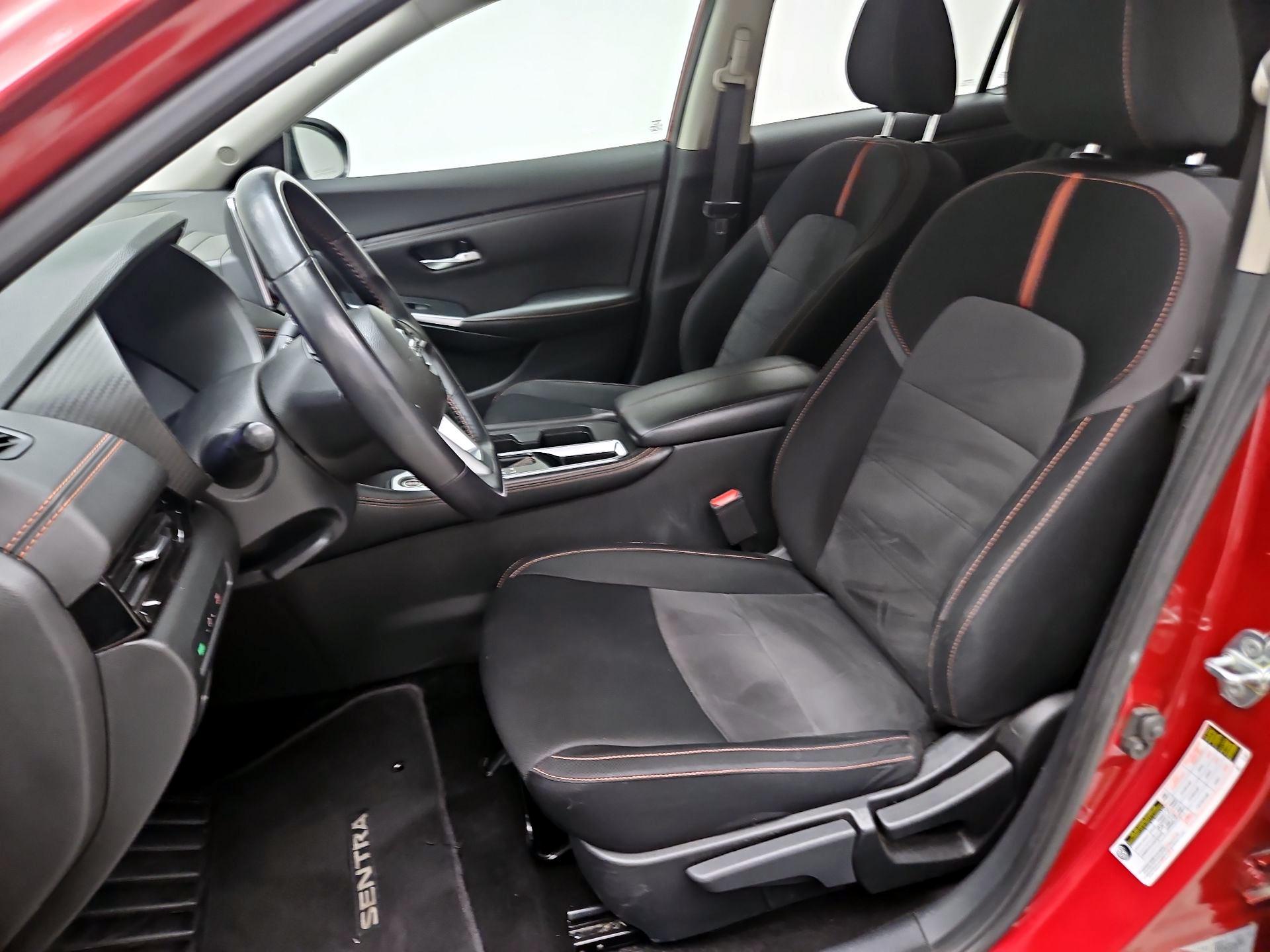 Thumbnail: 2020 Nissan Sentra - 11