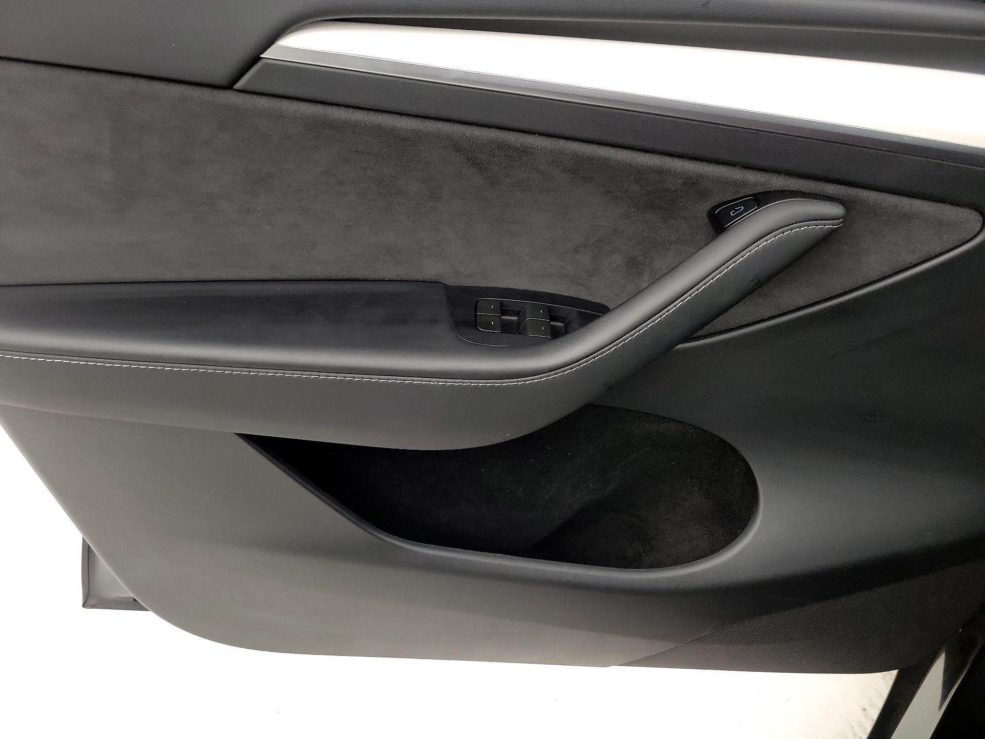 Thumbnail: 2024 Tesla Model Y - 12
