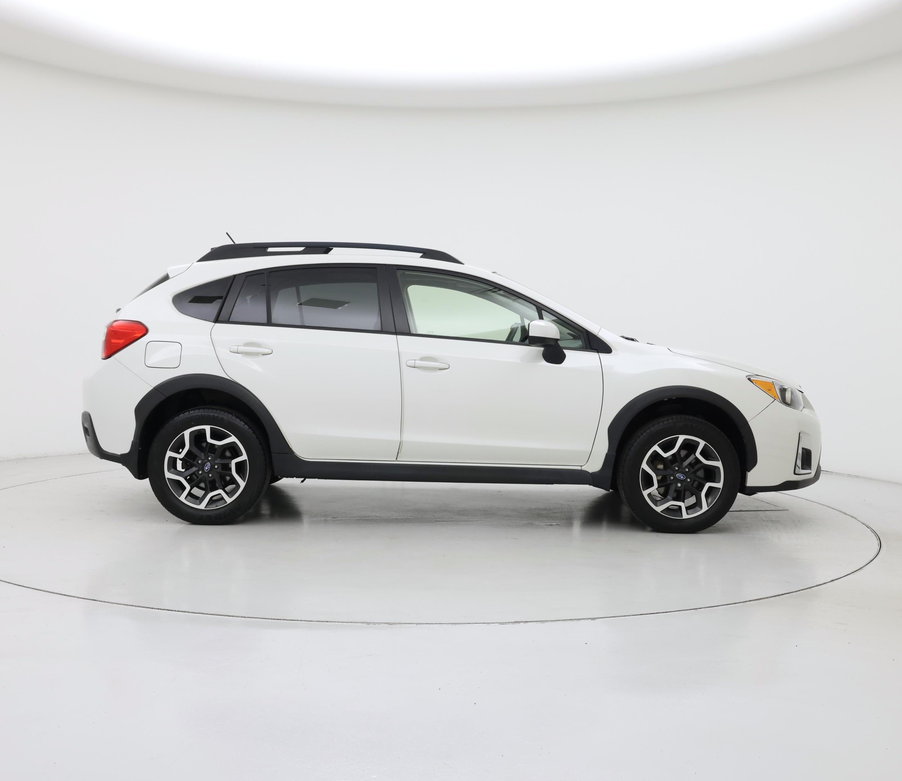 Thumbnail: 2017 Subaru Crosstrek - 7