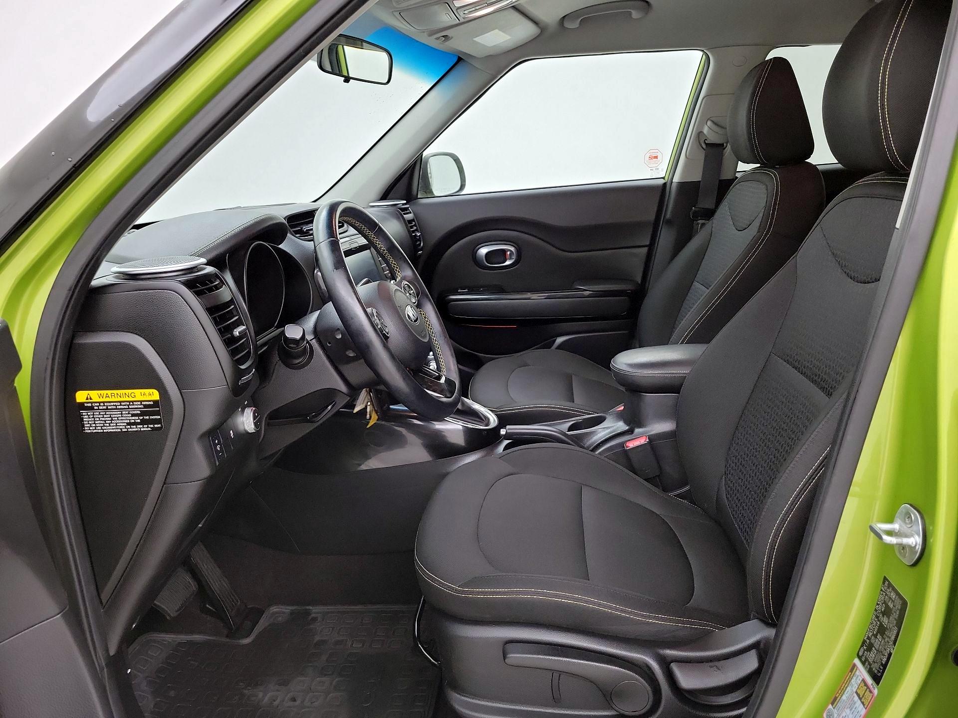 Thumbnail: 2016 Kia Soul - 11