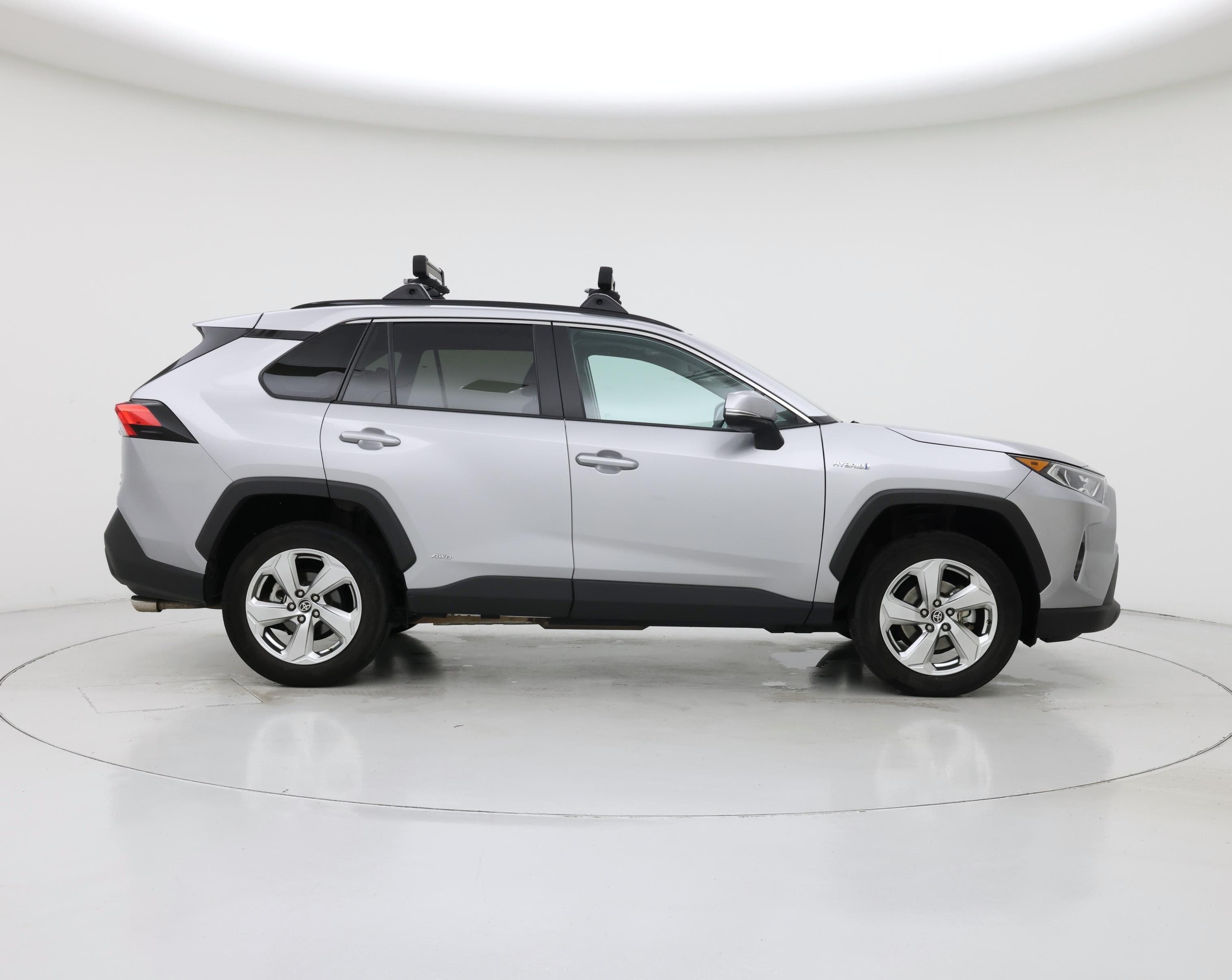 Thumbnail: 2021 Toyota RAV4 - 7