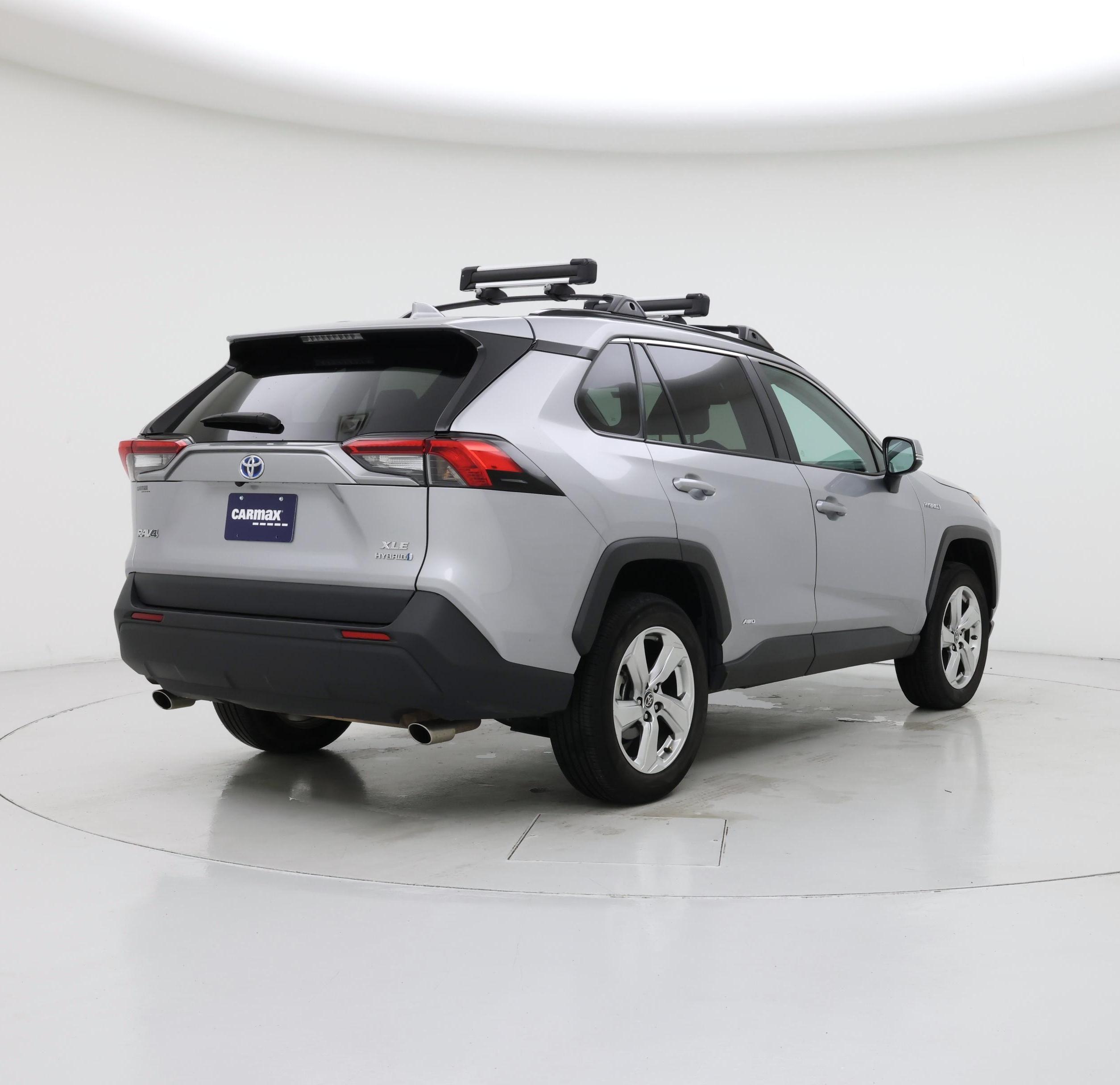 Thumbnail: 2021 Toyota RAV4 - 8