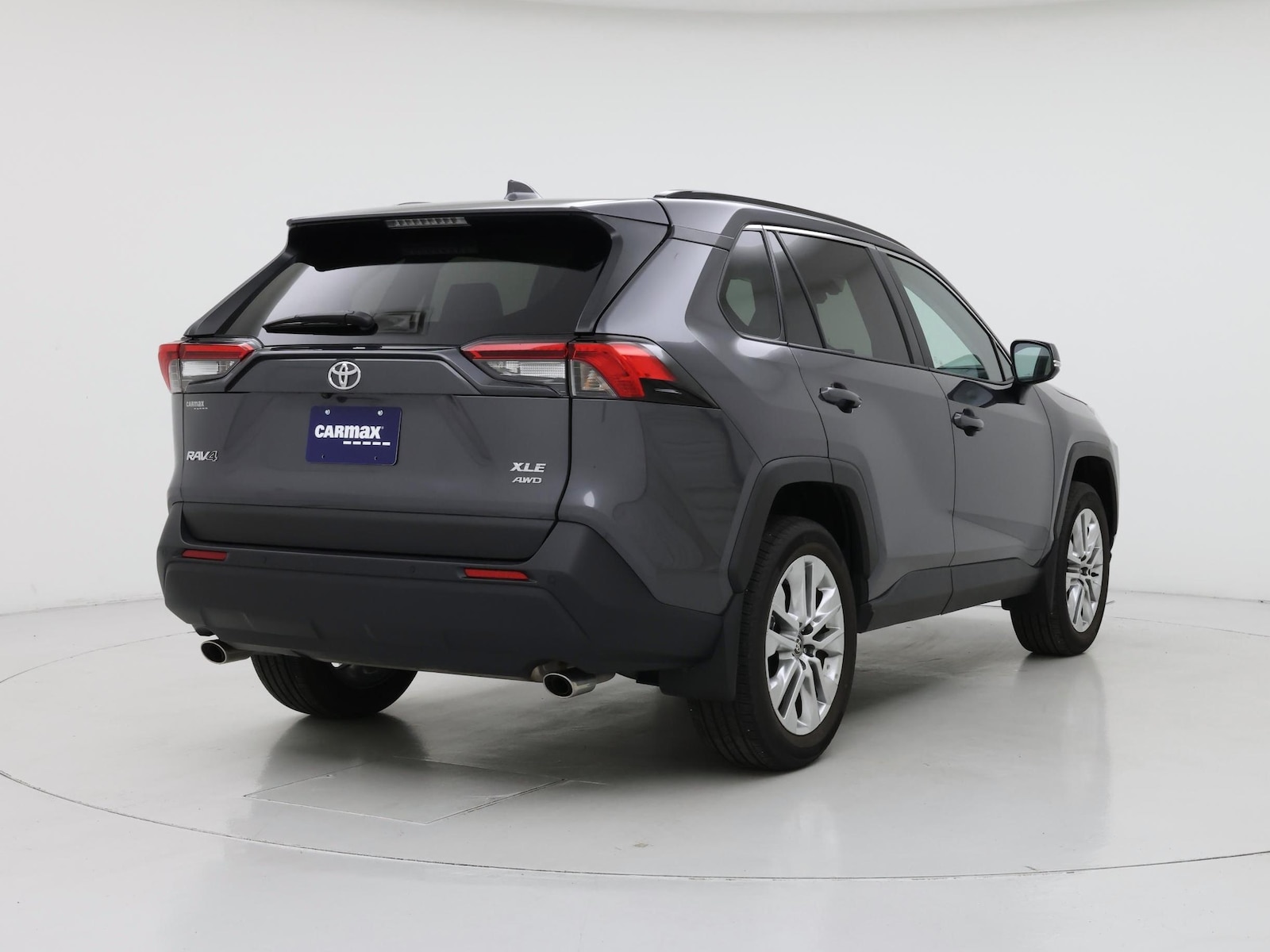 2025 Toyota RAV4 XLE Premium - Photo 9