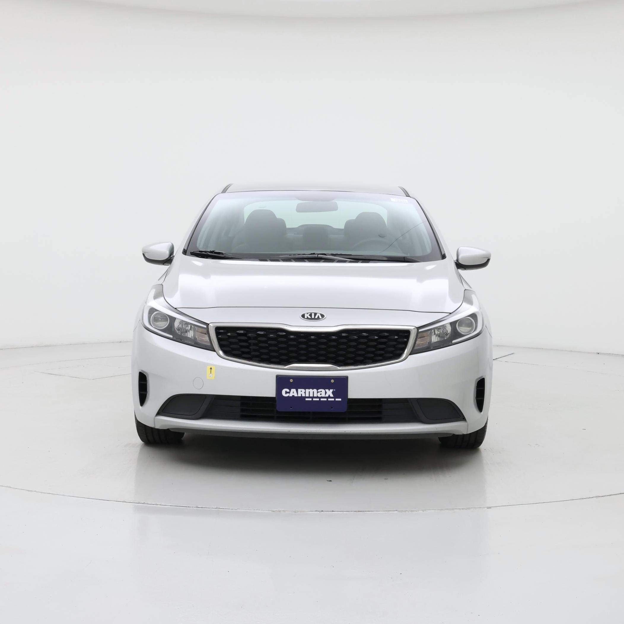 Thumbnail: 2017 Kia Forte - 5