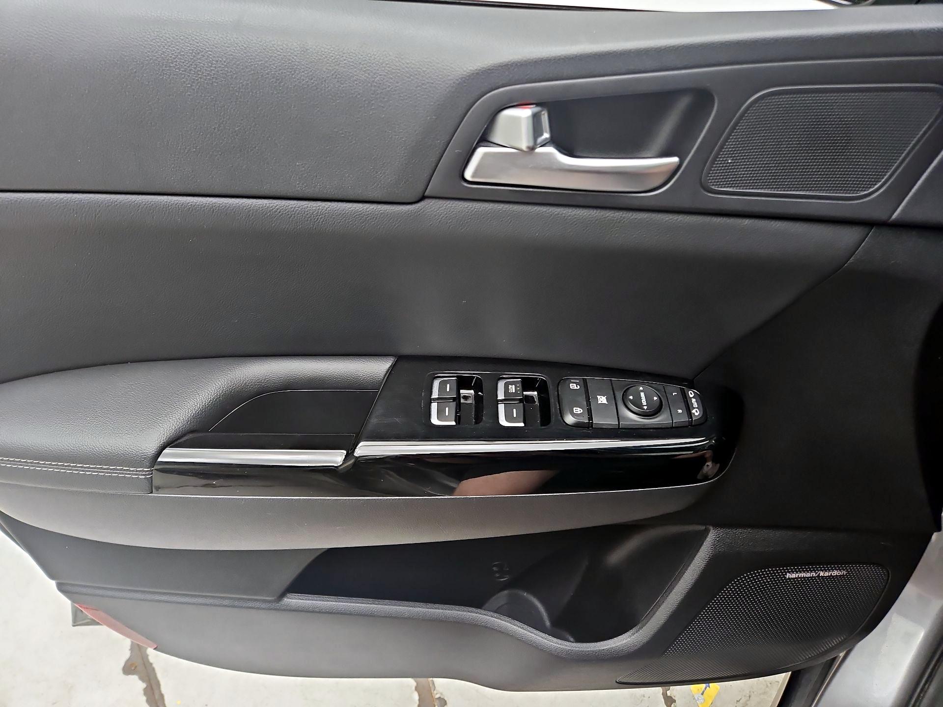 Thumbnail: 2020 Kia Sportage - 12