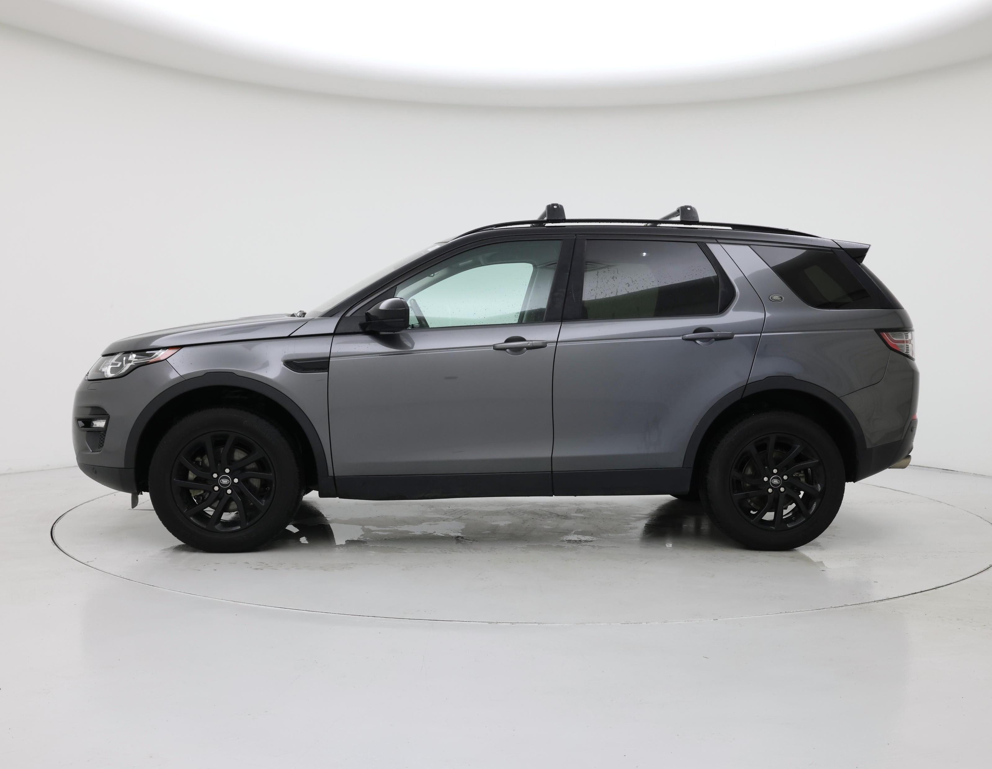 Thumbnail: 2018 Land Rover Discovery Sport - 3
