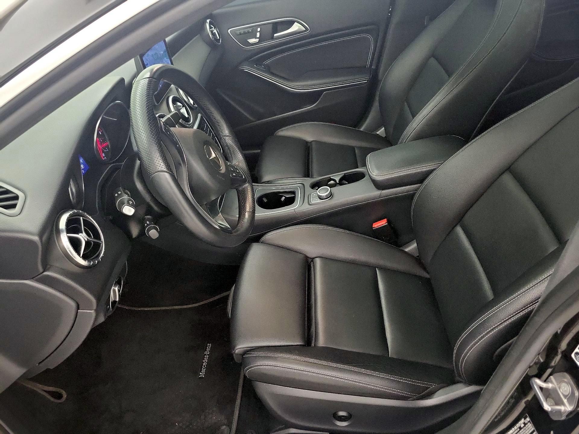 Thumbnail: 2019 Mercedes-Benz CLA - 11