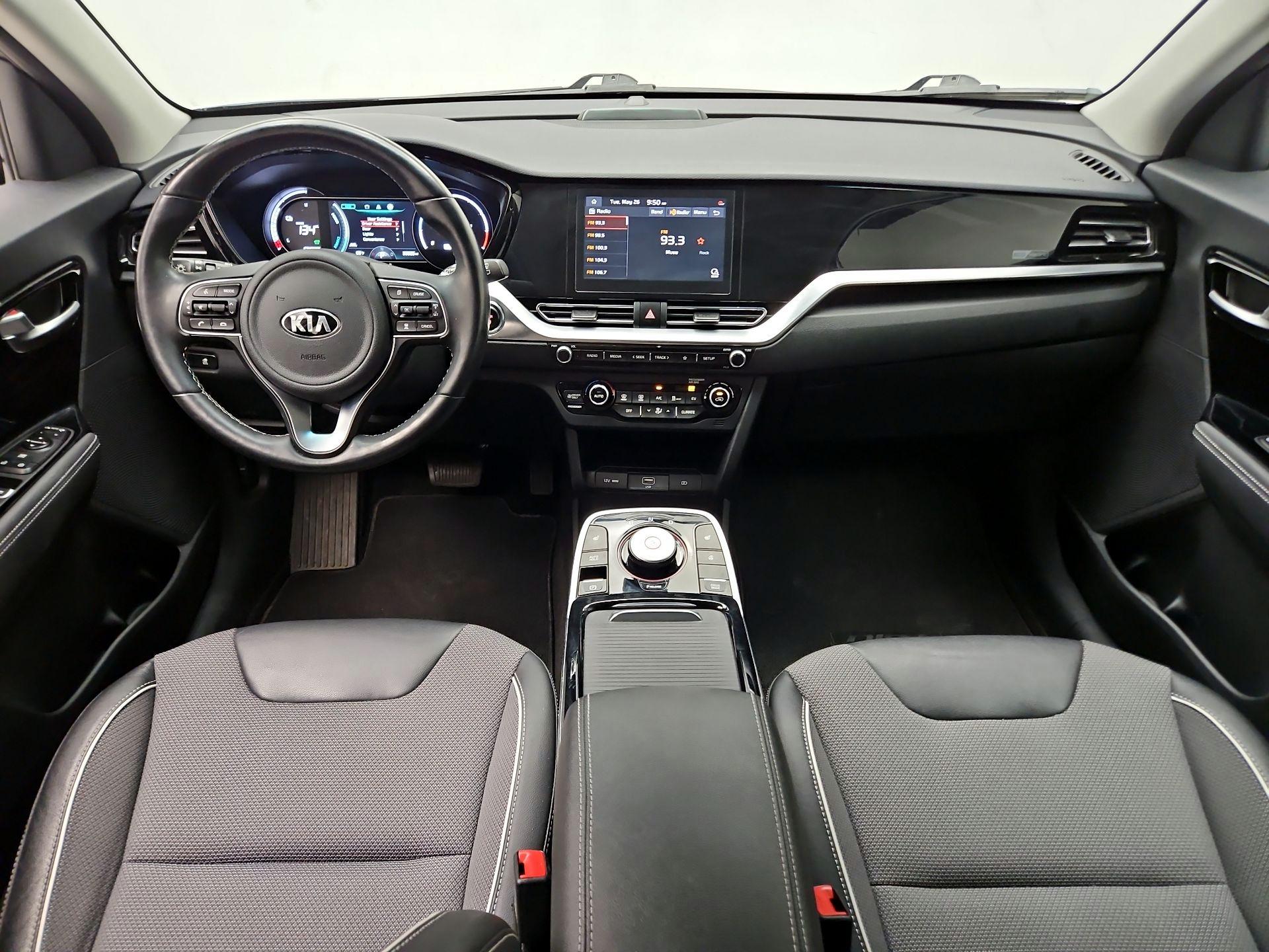 Thumbnail: 2020 Kia Niro - 9
