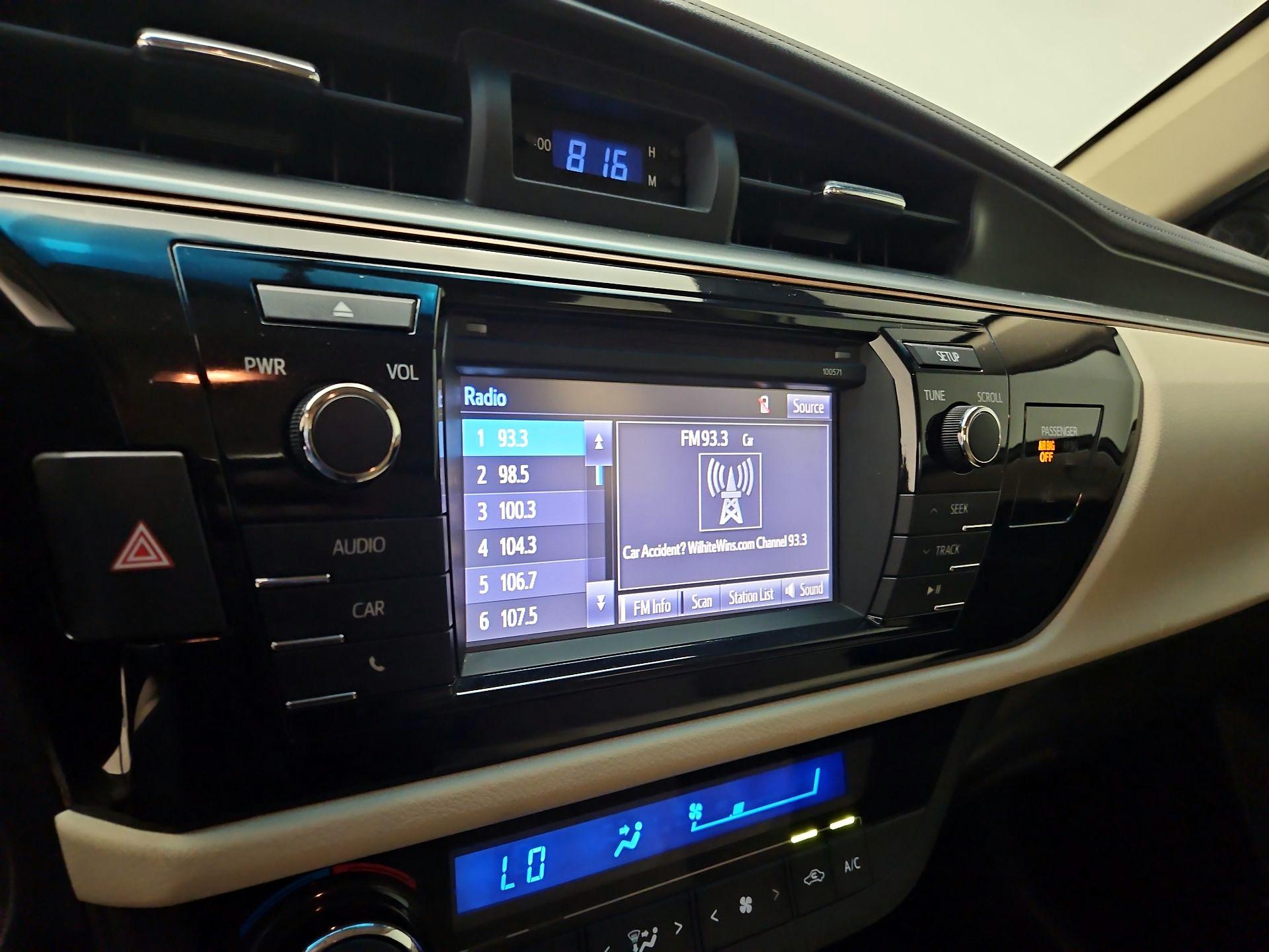 Thumbnail: 2016 Toyota Corolla - 15