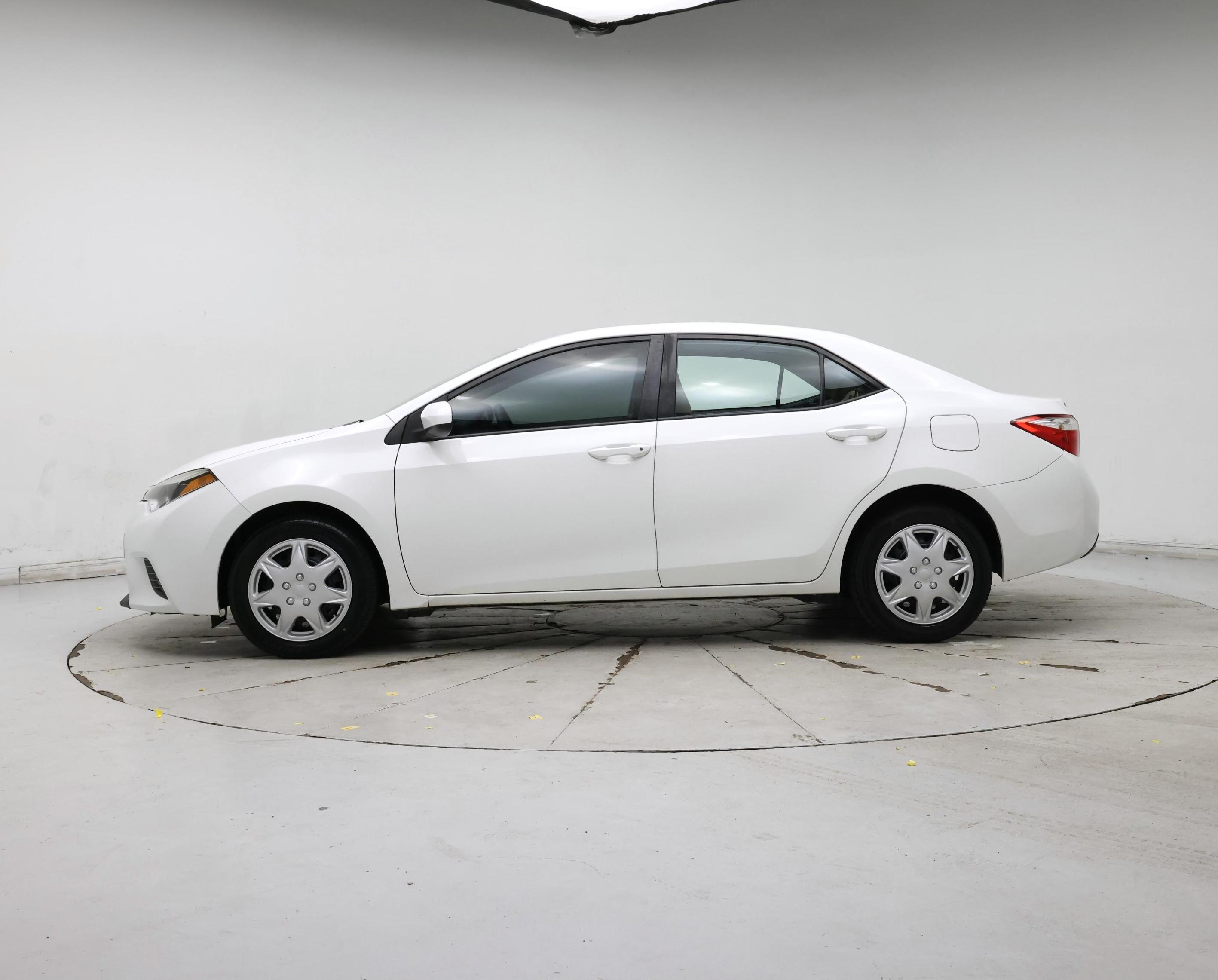 Thumbnail: 2016 Toyota Corolla - 3