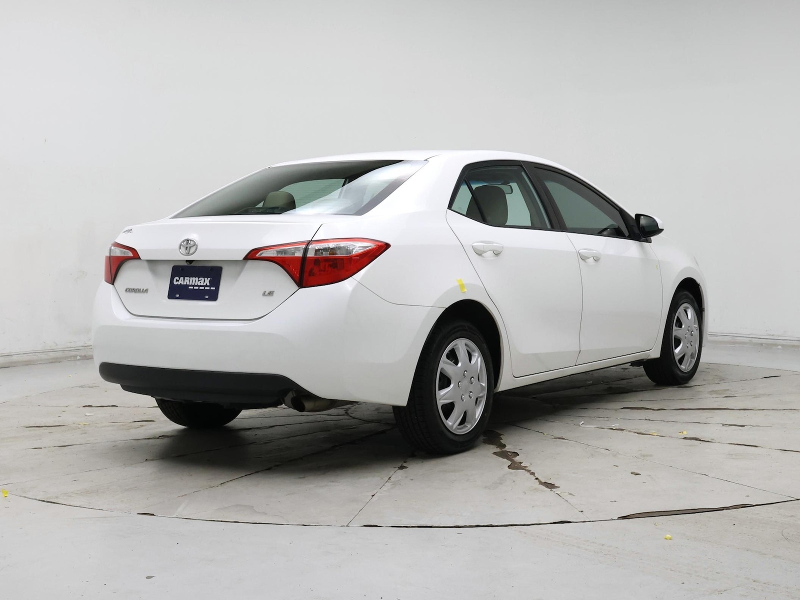 2016 Toyota Corolla LE - Photo 9