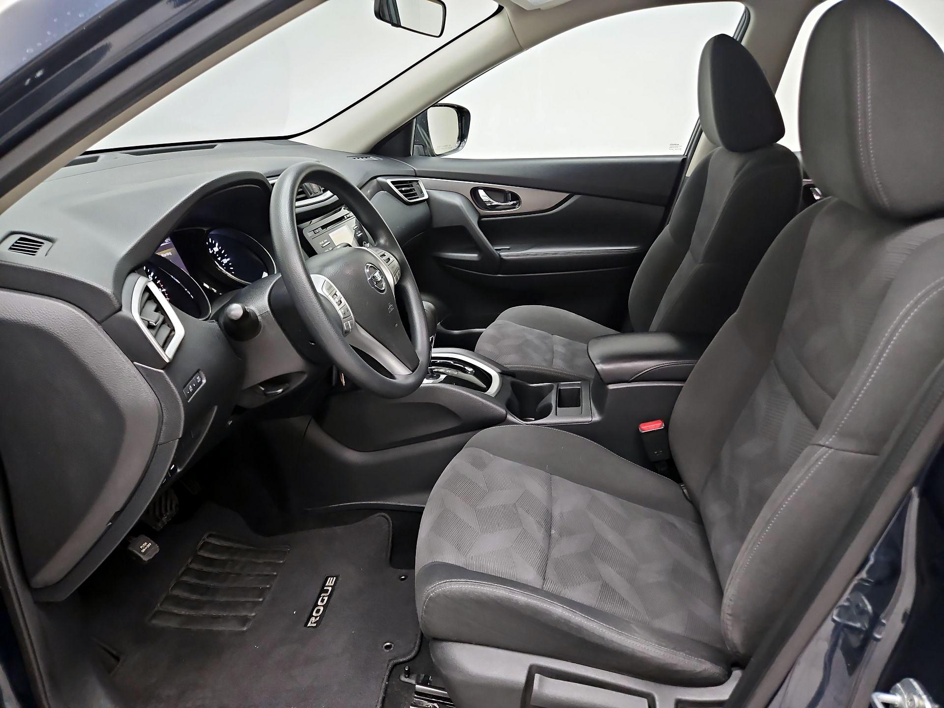 Thumbnail: 2016 Nissan Rogue - 11