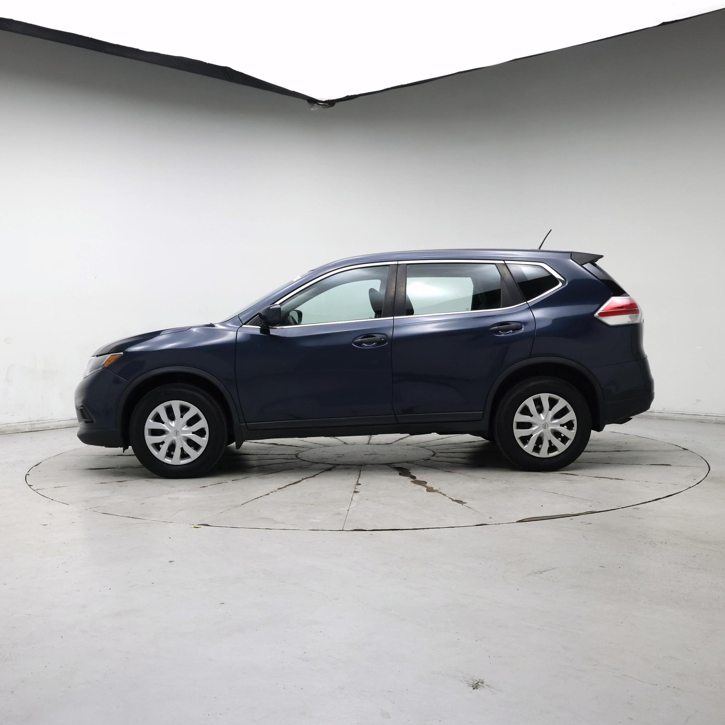 Thumbnail: 2016 Nissan Rogue - 3