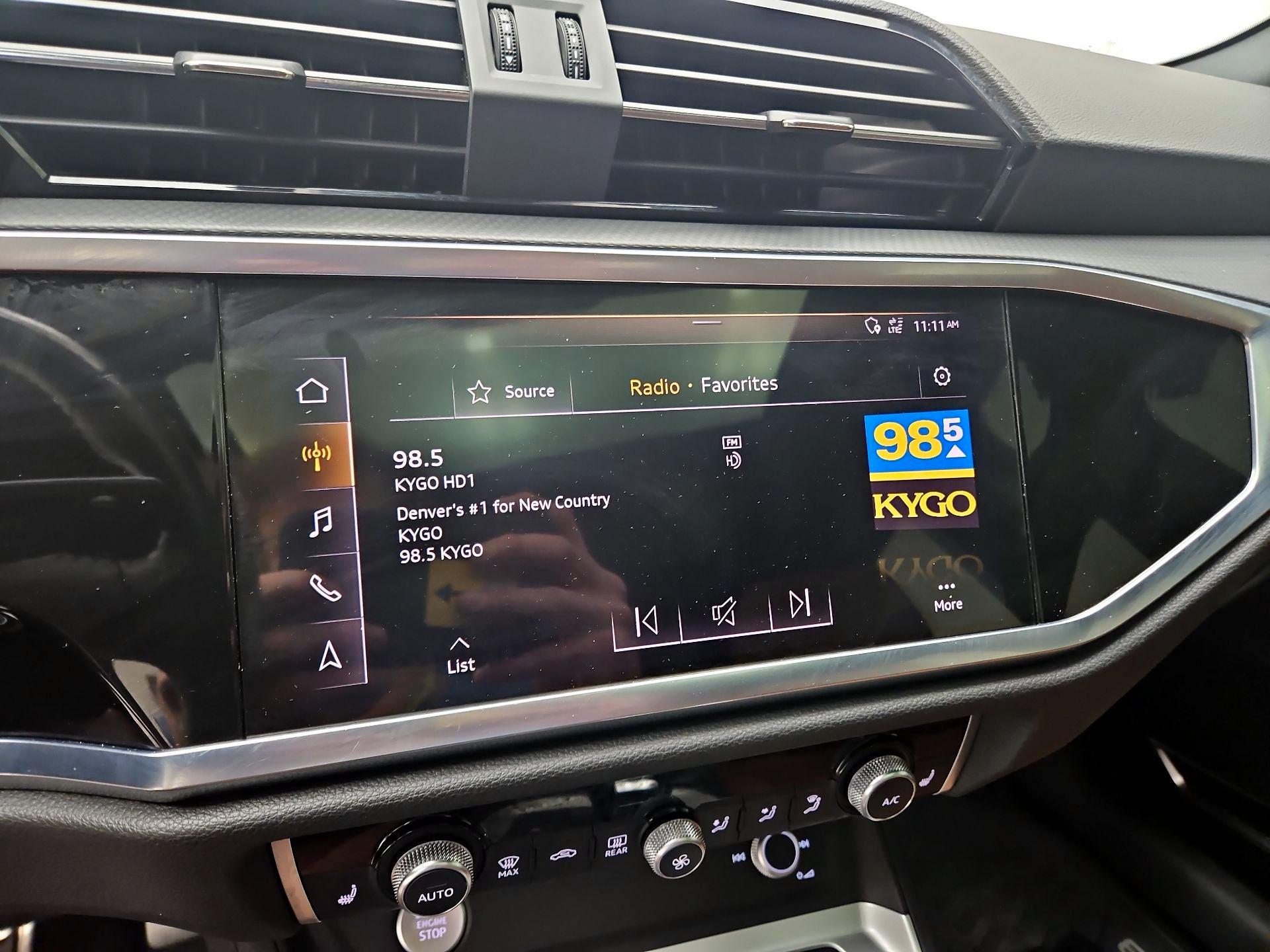 Thumbnail: 2020 Audi Q3 - 16