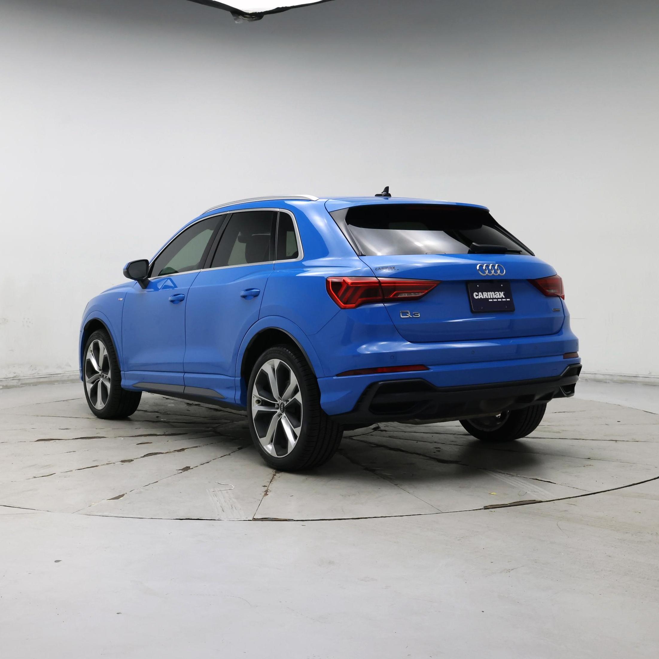 Thumbnail: 2020 Audi Q3 - 2