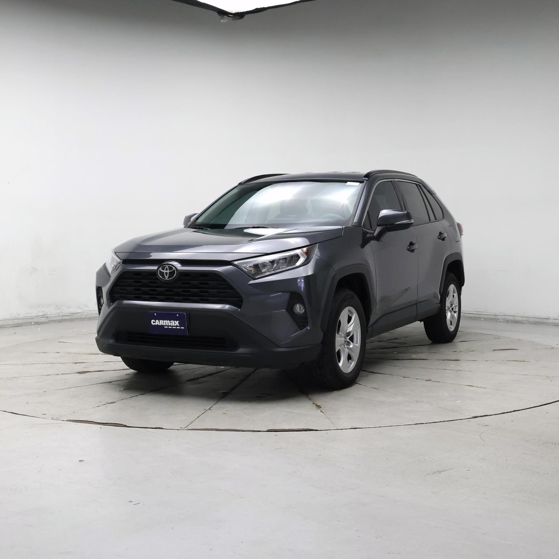 Thumbnail: 2021 Toyota RAV4 - 4
