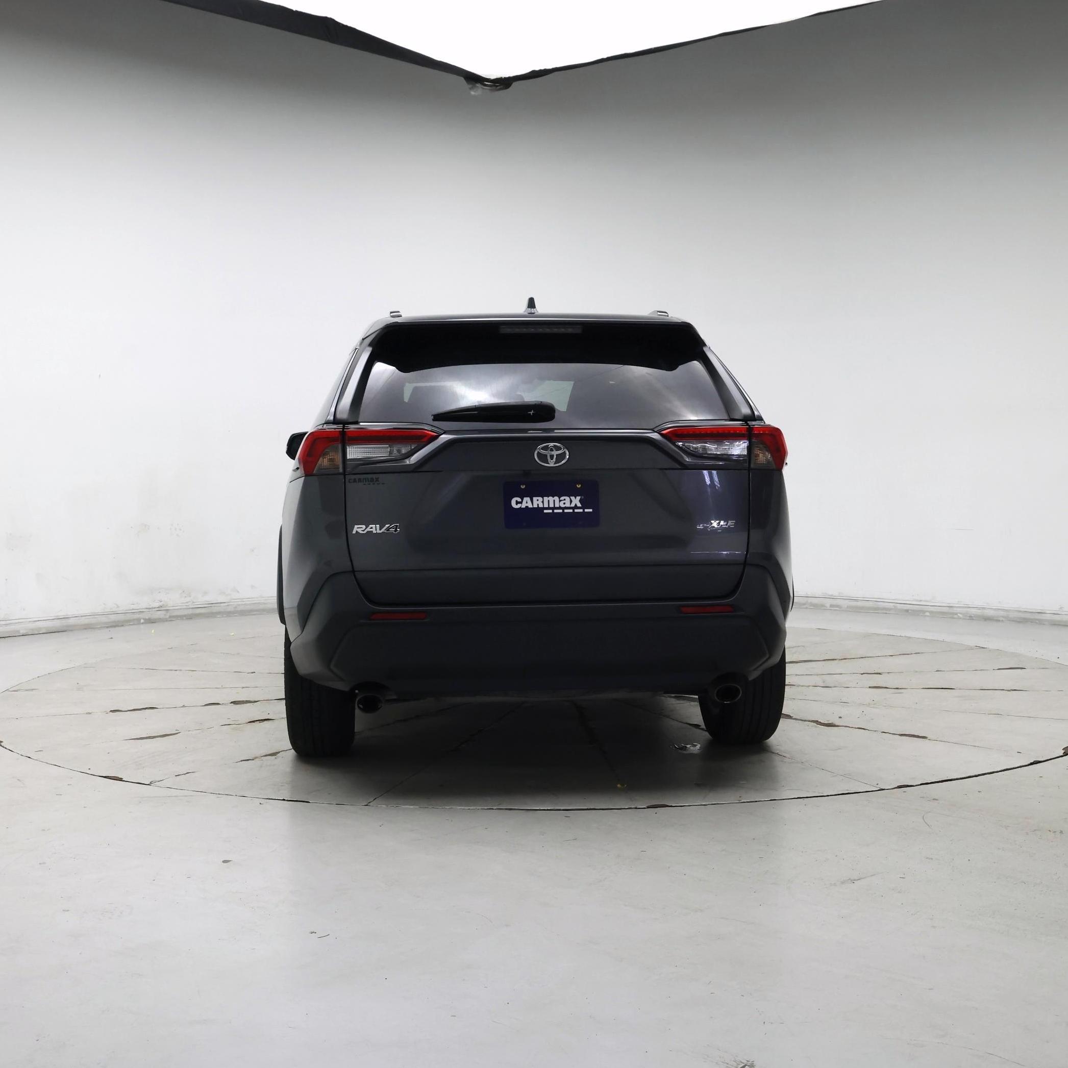 Thumbnail: 2021 Toyota RAV4 - 6