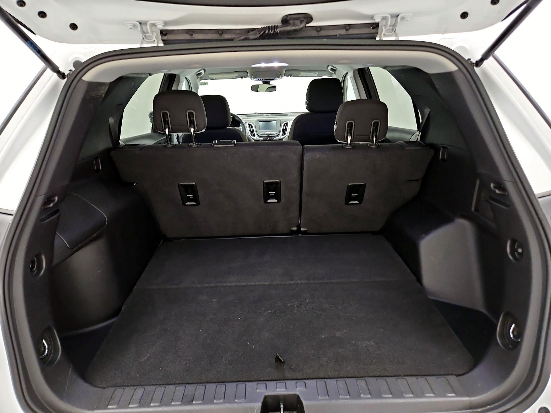 Thumbnail: 2018 Chevrolet Equinox - 20