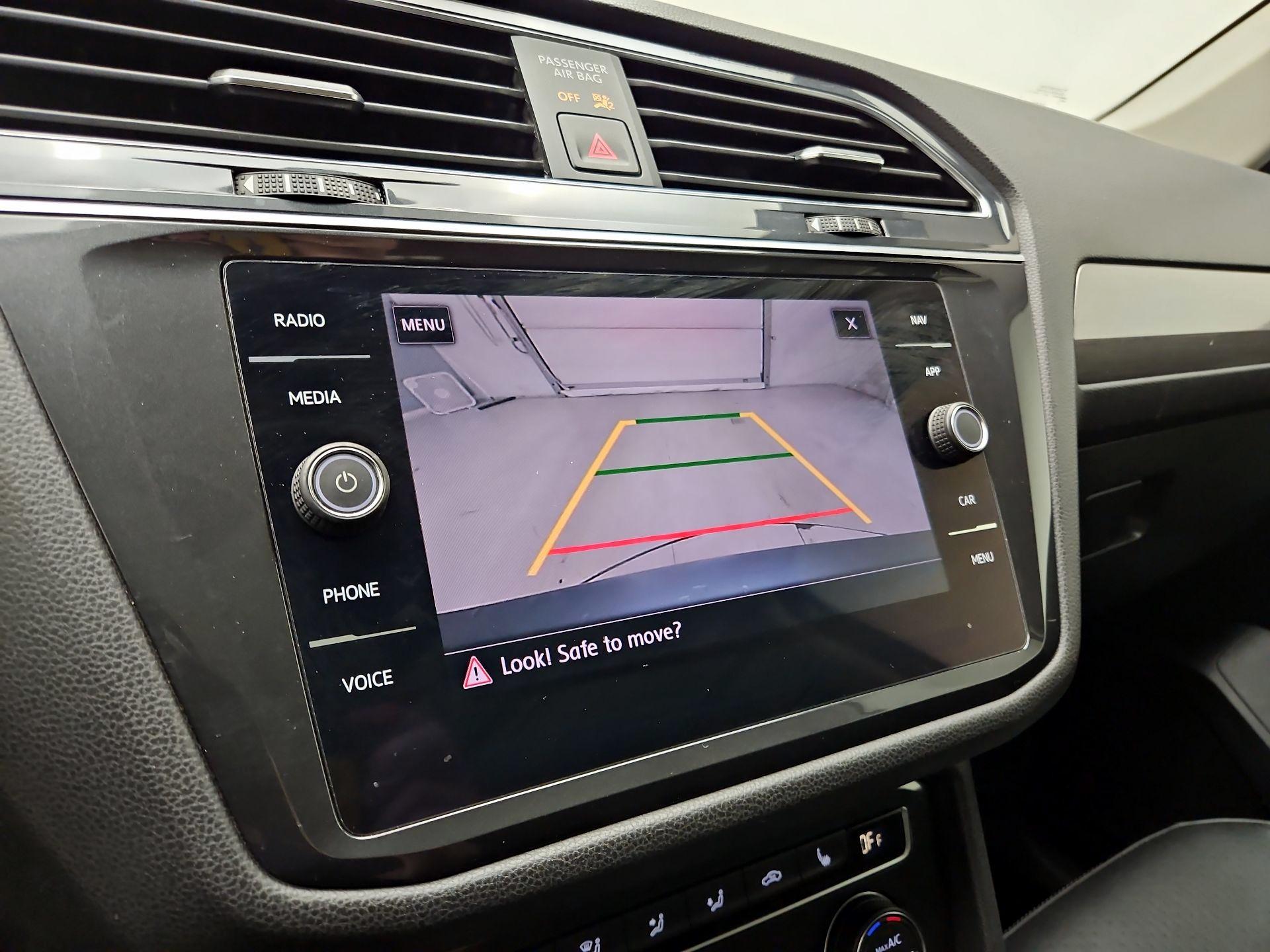 Thumbnail: 2019 Volkswagen Tiguan - 15