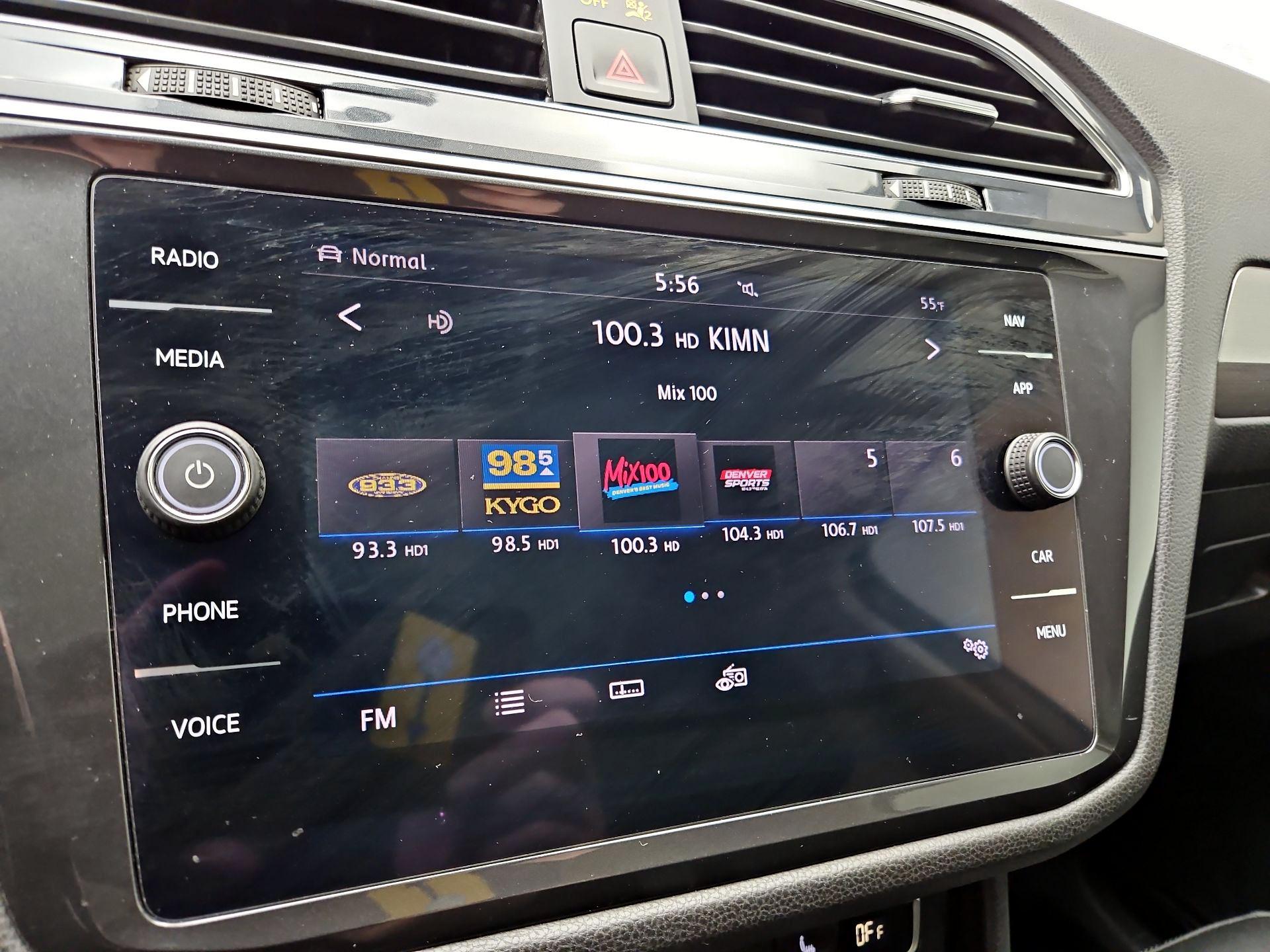Thumbnail: 2019 Volkswagen Tiguan - 16