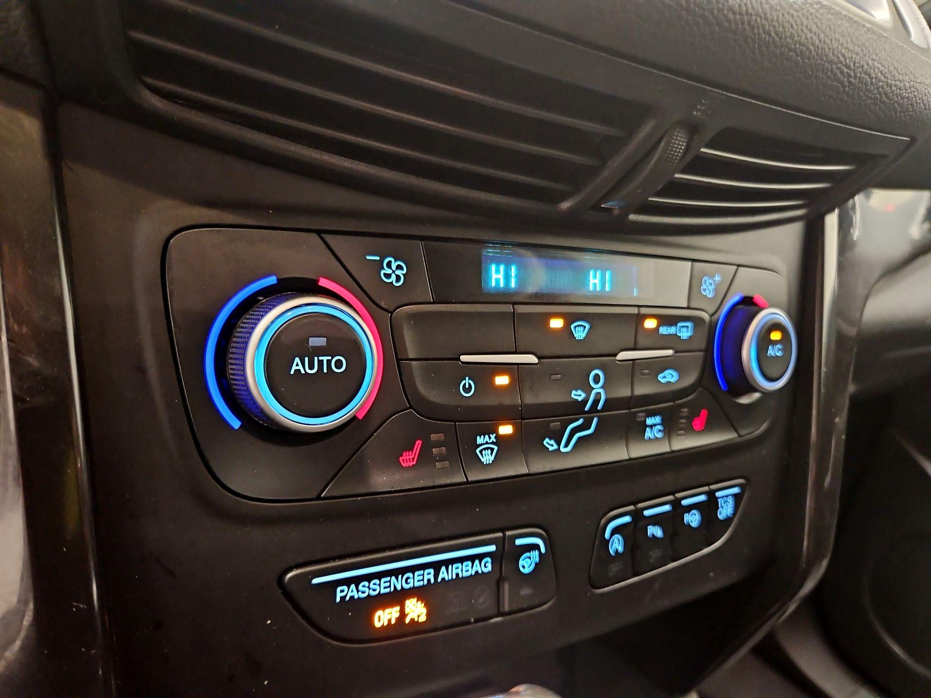 Thumbnail: 2018 Ford Escape - 17
