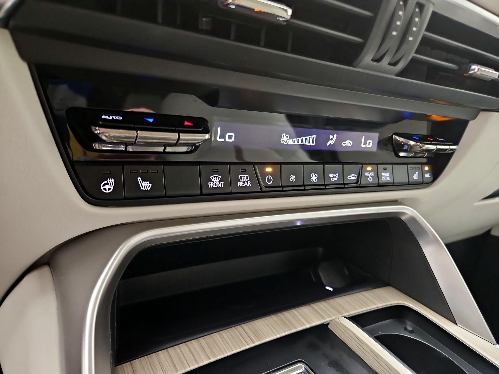 Thumbnail: 2024 Mazda CX-90 - 17