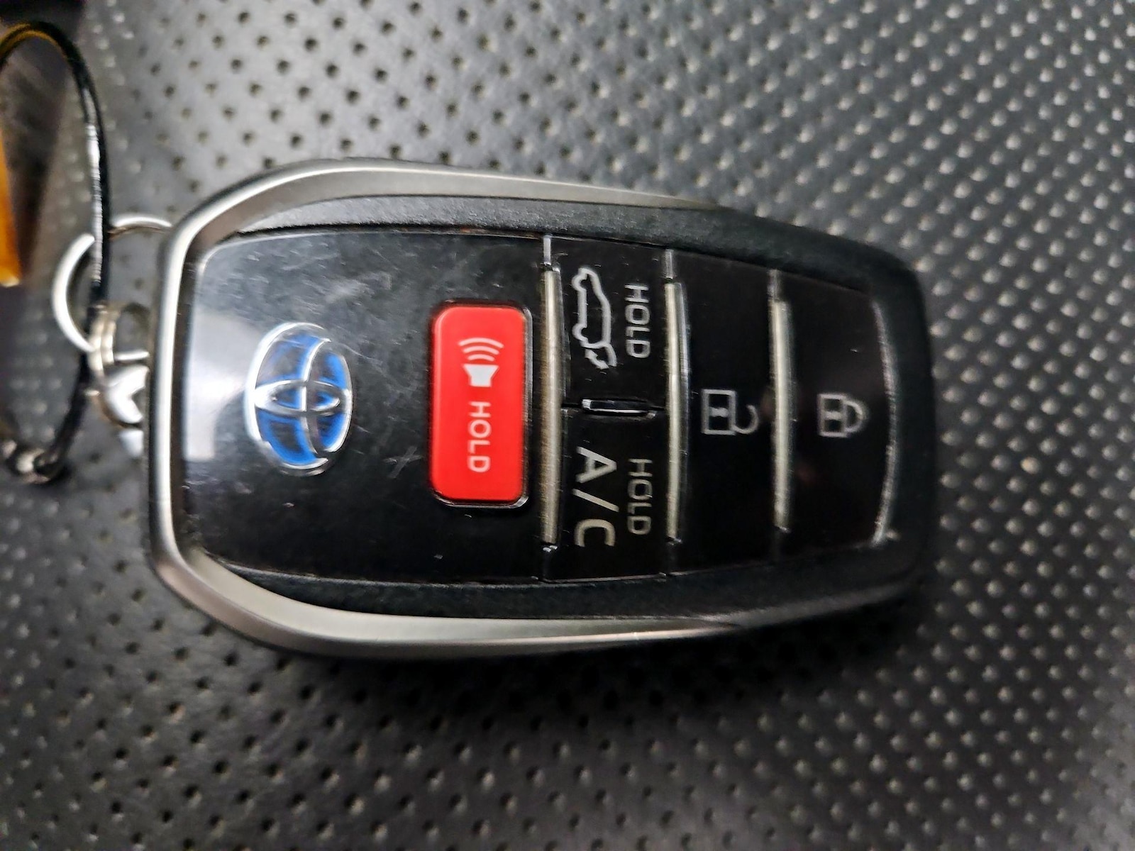 2022 Toyota RAV4 XSE - Photo 26