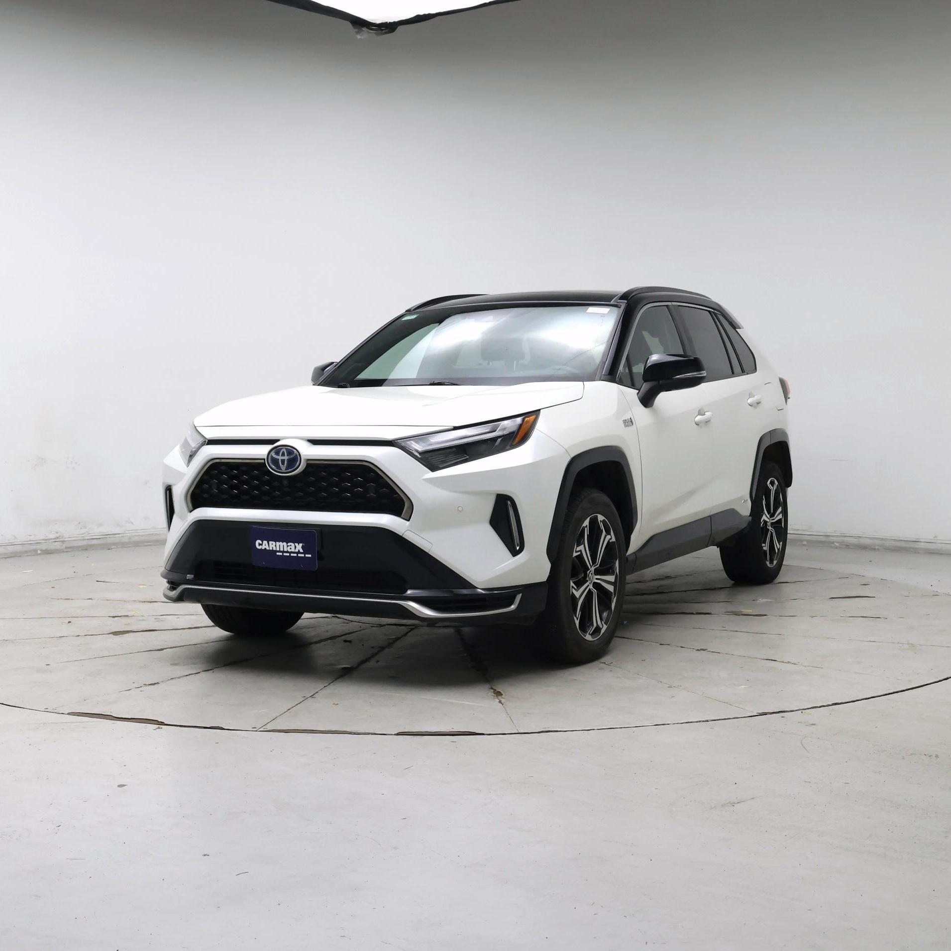 Thumbnail: 2022 Toyota RAV4 - 4