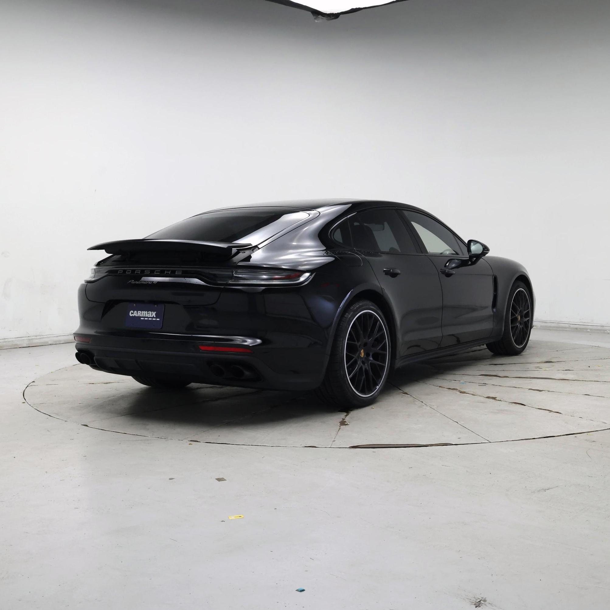 Thumbnail: 2023 Porsche Panamera - 8