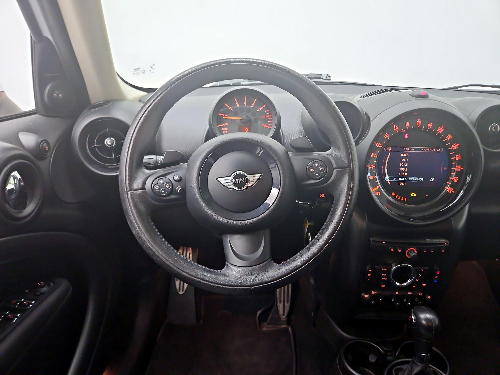 Thumbnail: 2016 MINI Cooper Countryman - 10