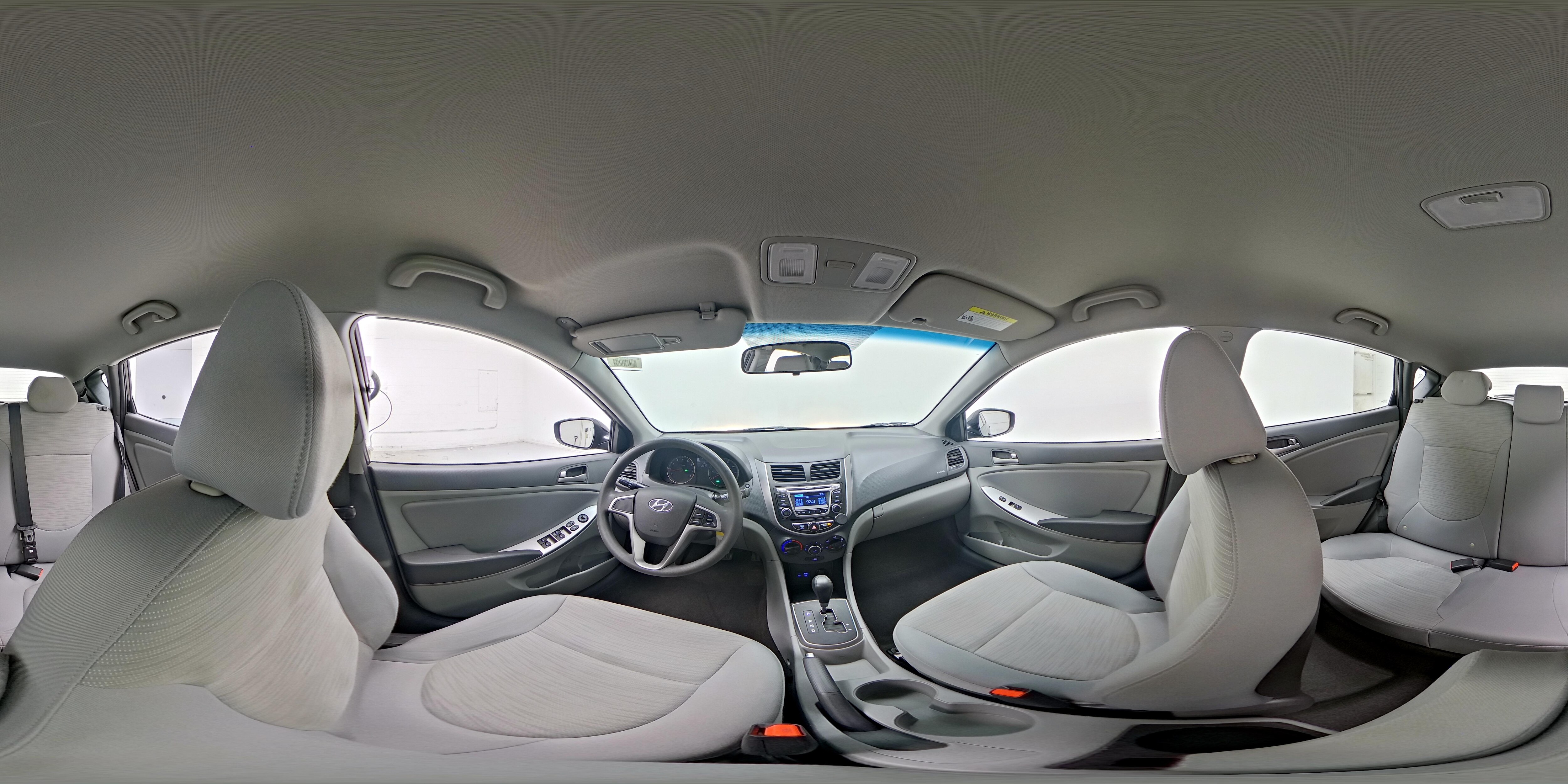 2017 Hyundai Accent SE - Photo 24