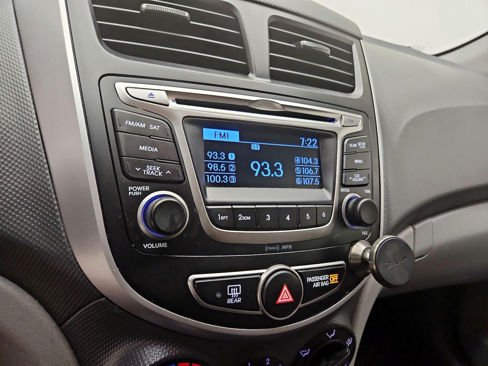 2017 Hyundai Accent SE - Photo 15