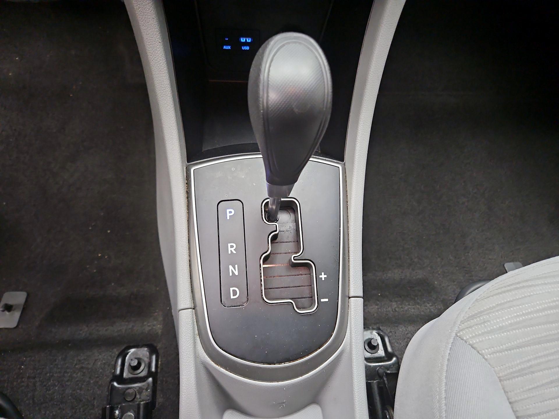Thumbnail: 2017 Hyundai Accent - 16