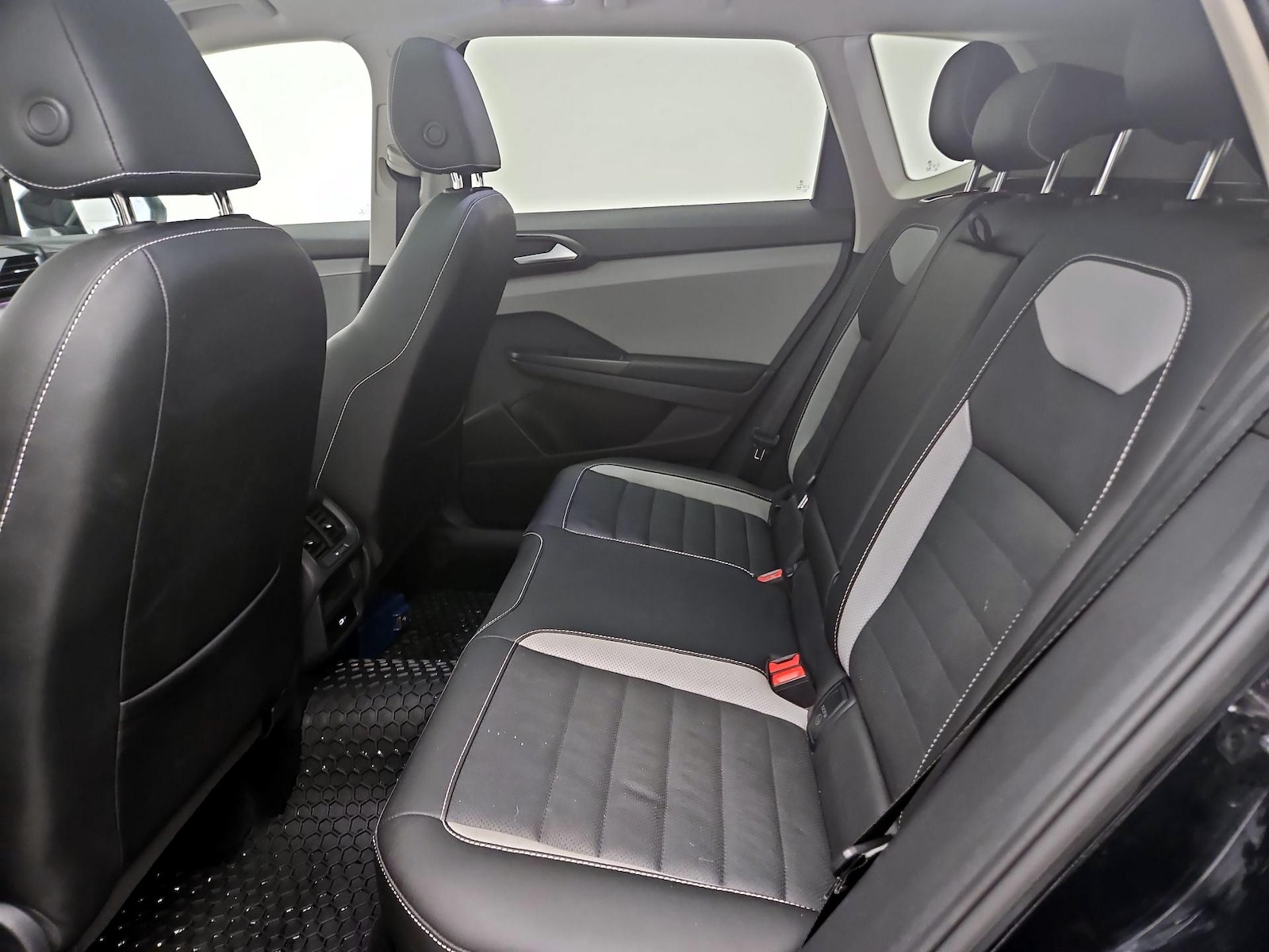 2022 Volkswagen Taos SEL - Photo 19