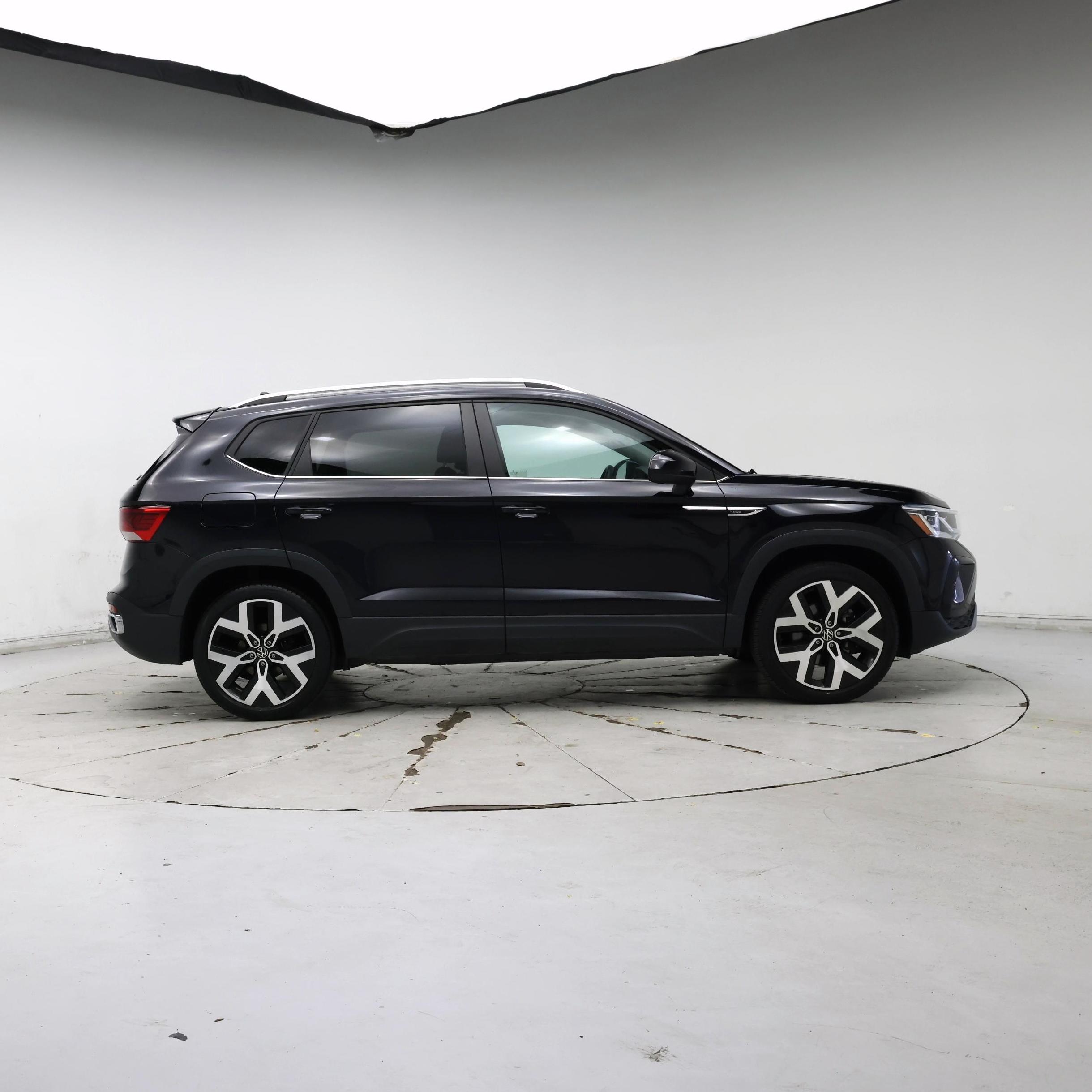 Thumbnail: 2022 Volkswagen Taos - 7