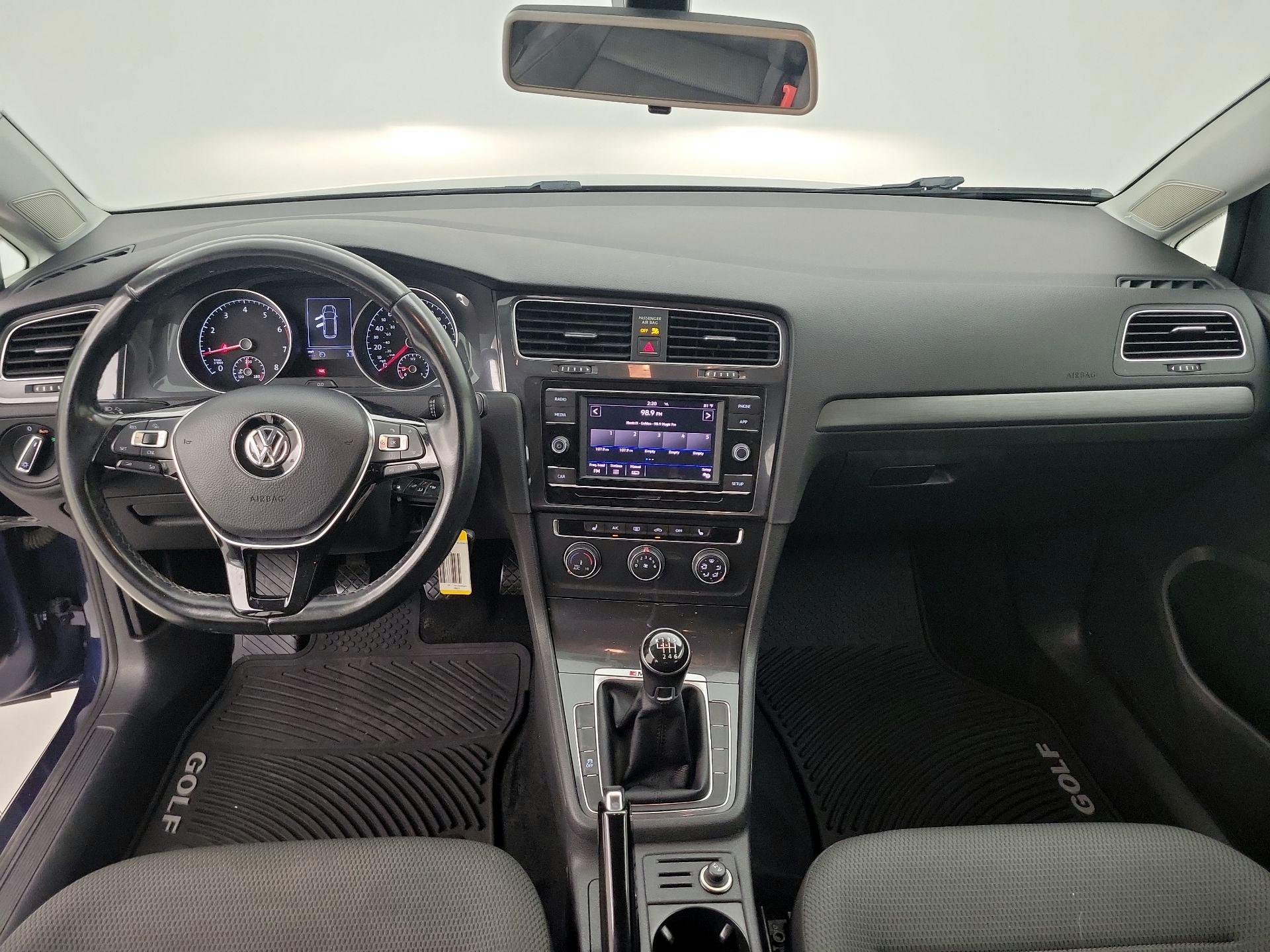 Thumbnail: 2018 Volkswagen Golf - 9