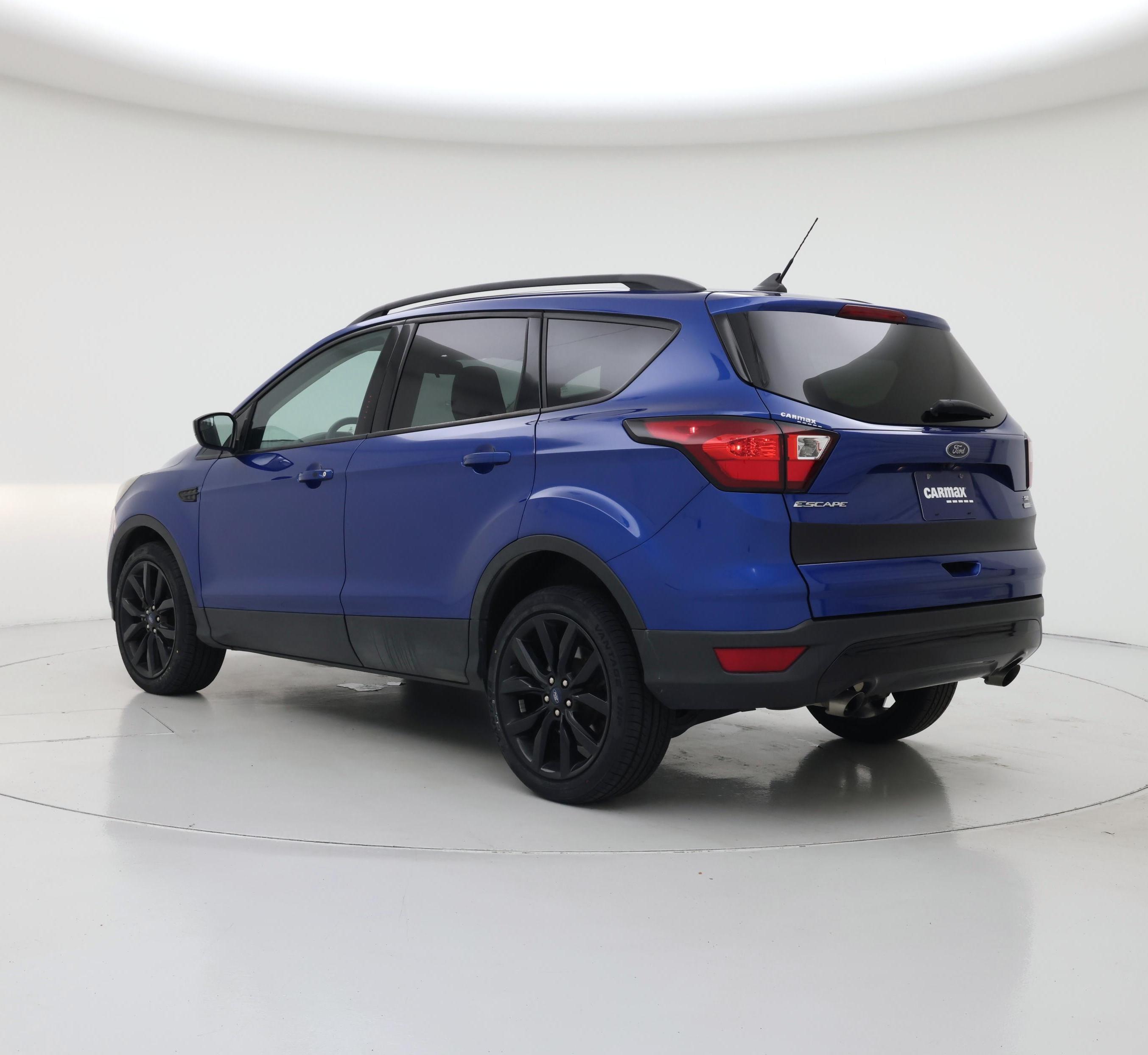 Thumbnail: 2019 Ford Escape - 2