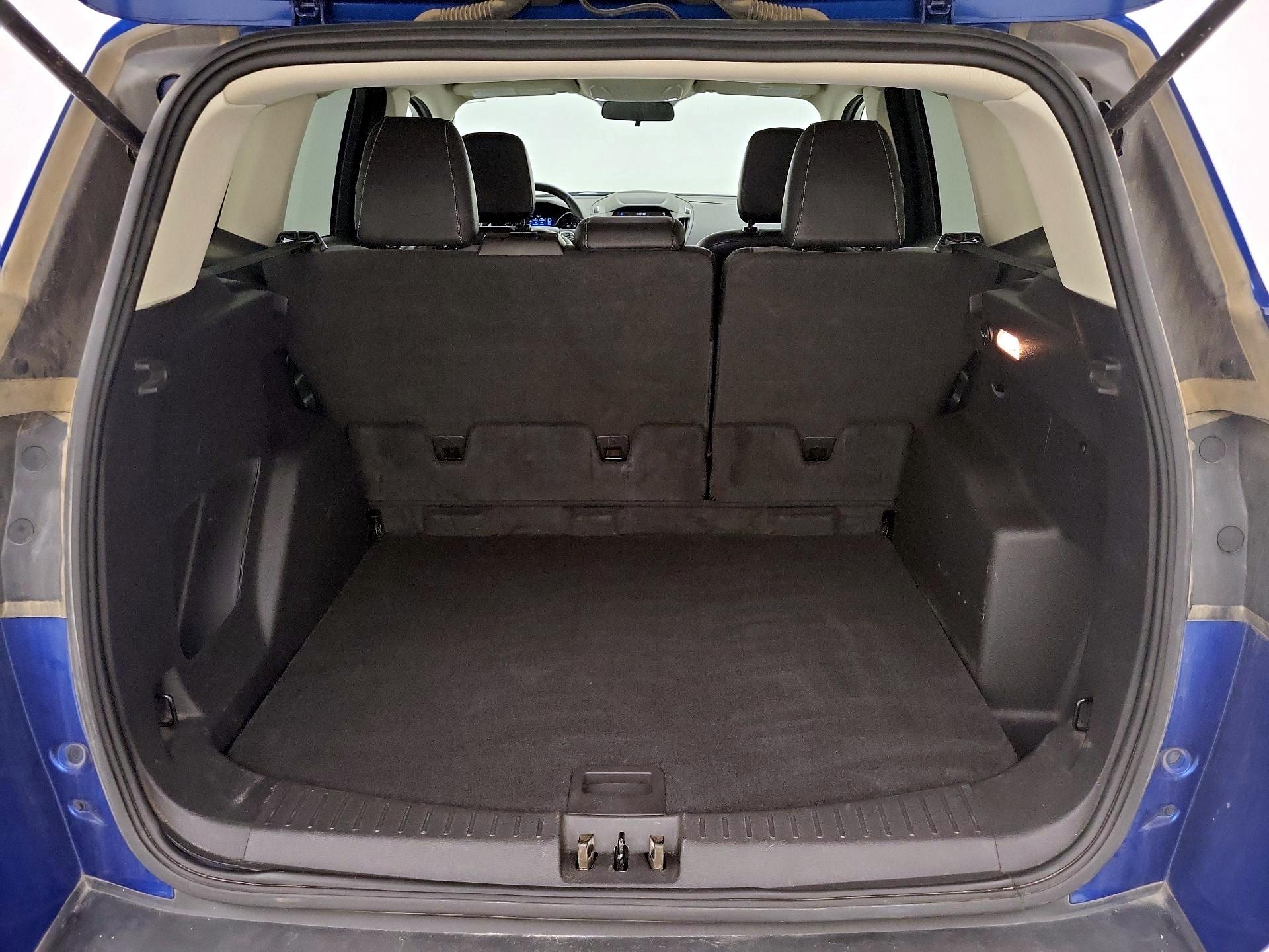 Thumbnail: 2019 Ford Escape - 20