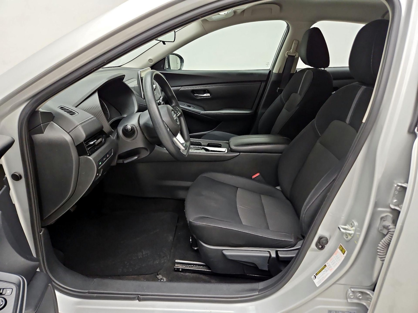 2023 Nissan Sentra SV - Photo 12