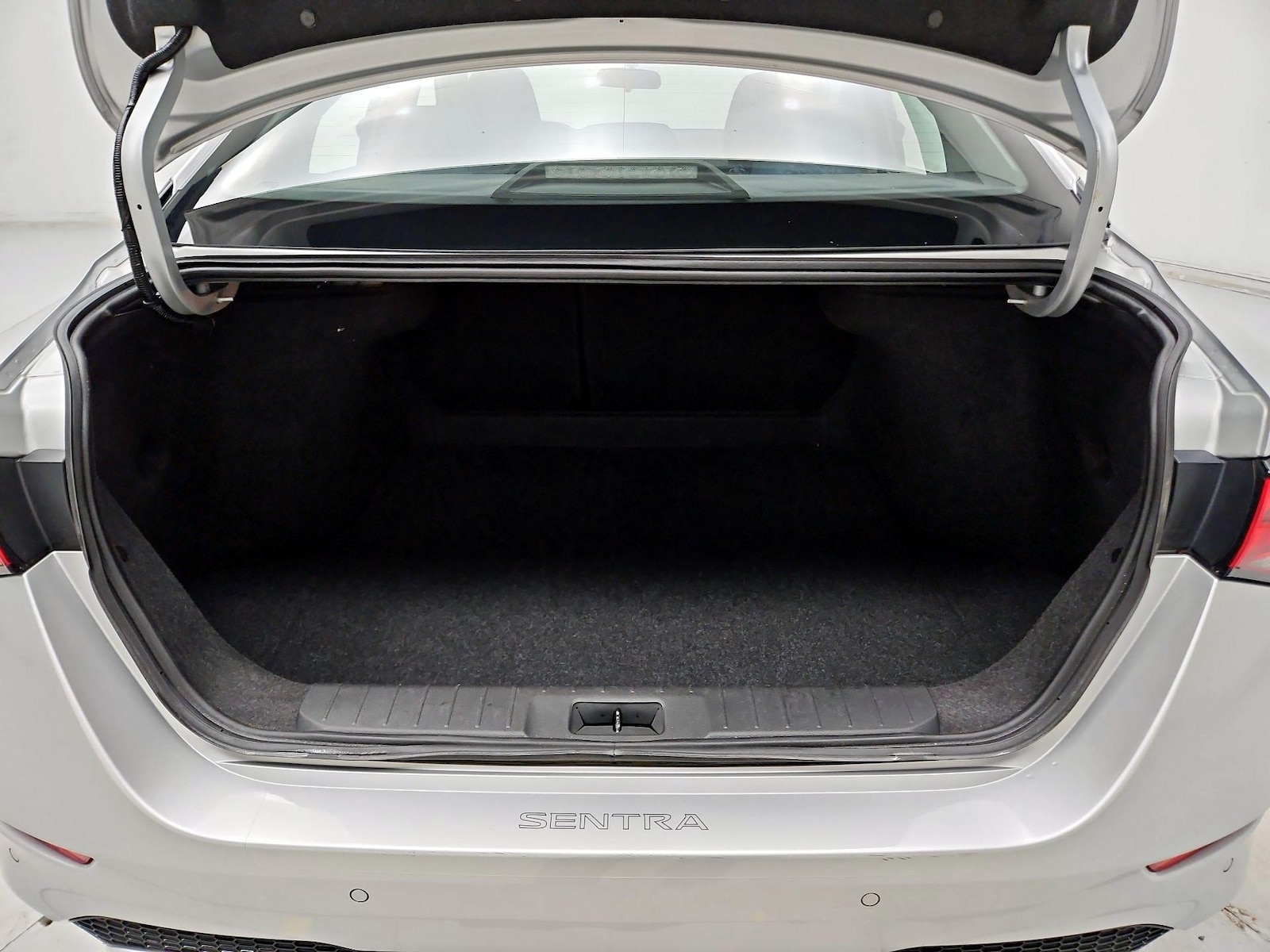 2023 Nissan Sentra SV - Photo 21