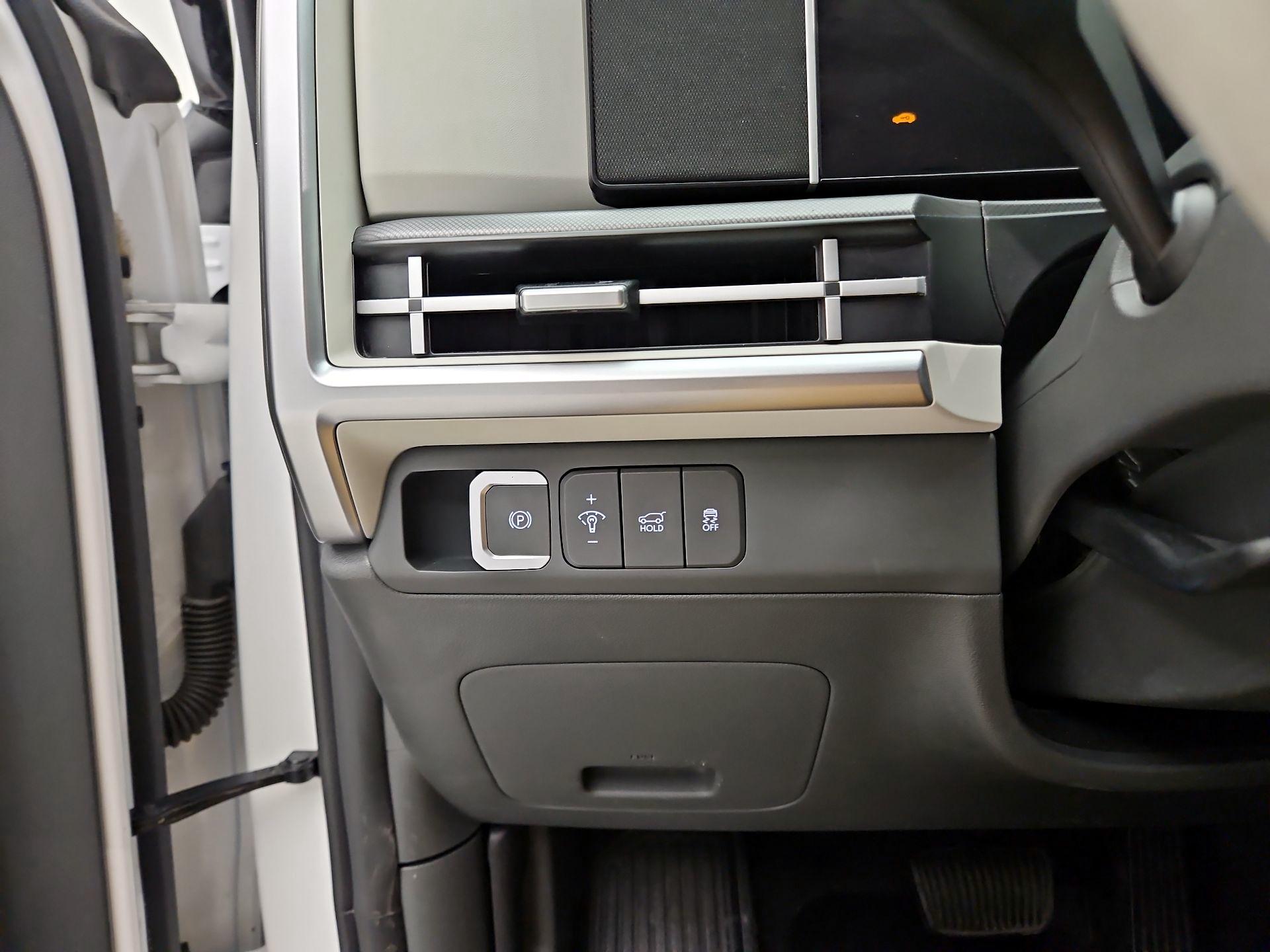 Thumbnail: 2024 Hyundai Santa Fe - 13