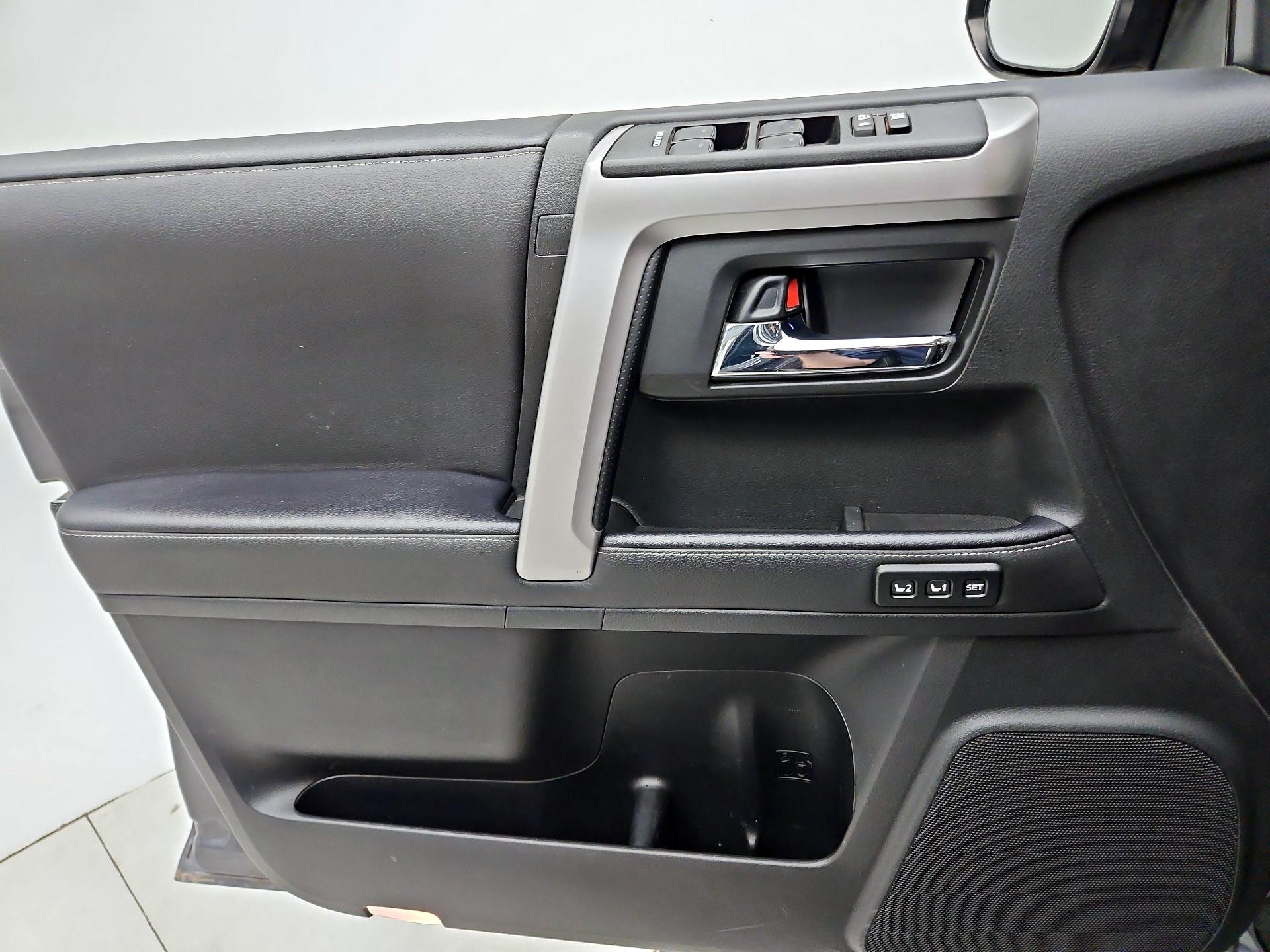 Thumbnail: 2023 Toyota 4Runner - 12